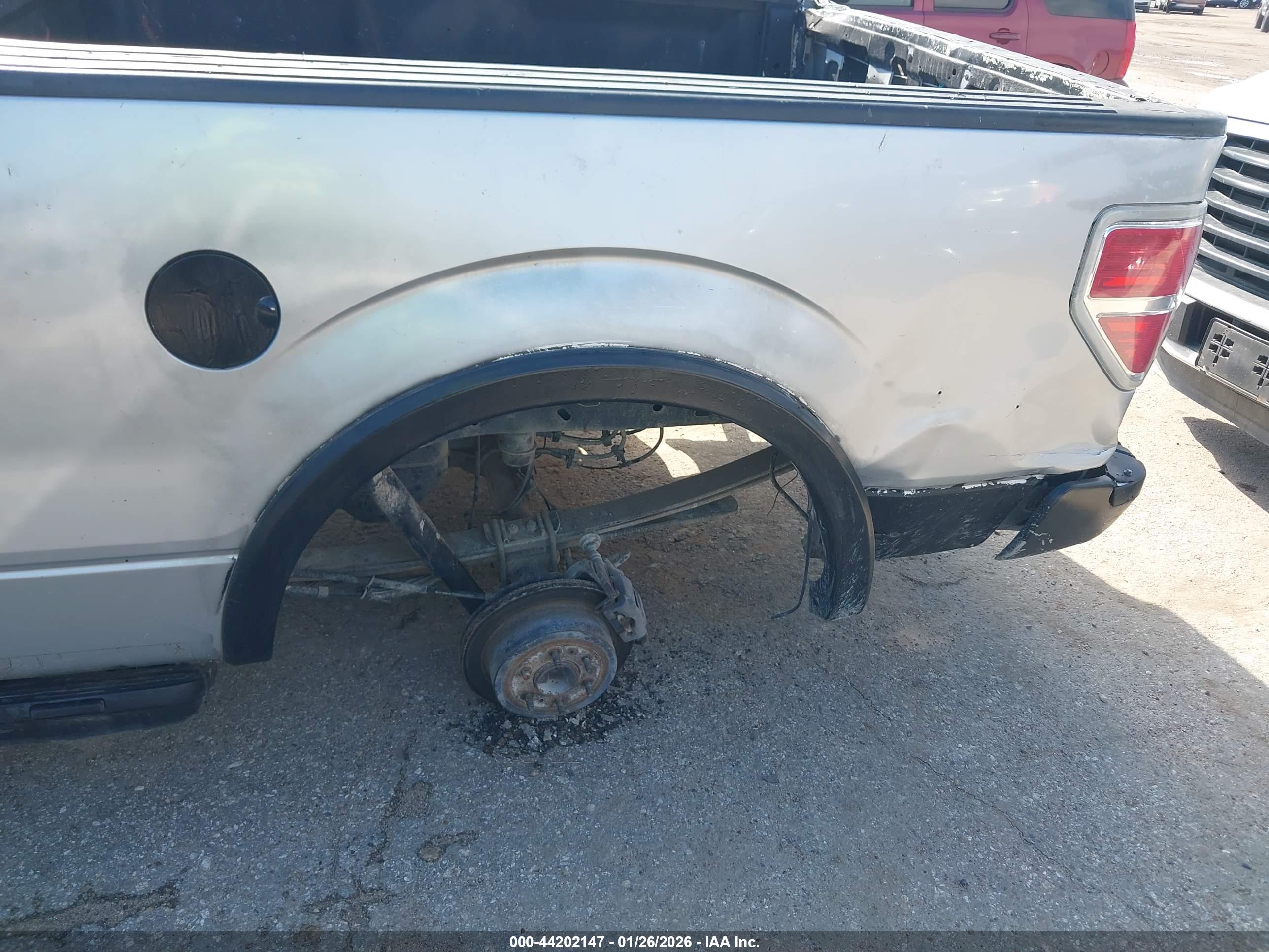 FORD F-150 image 6