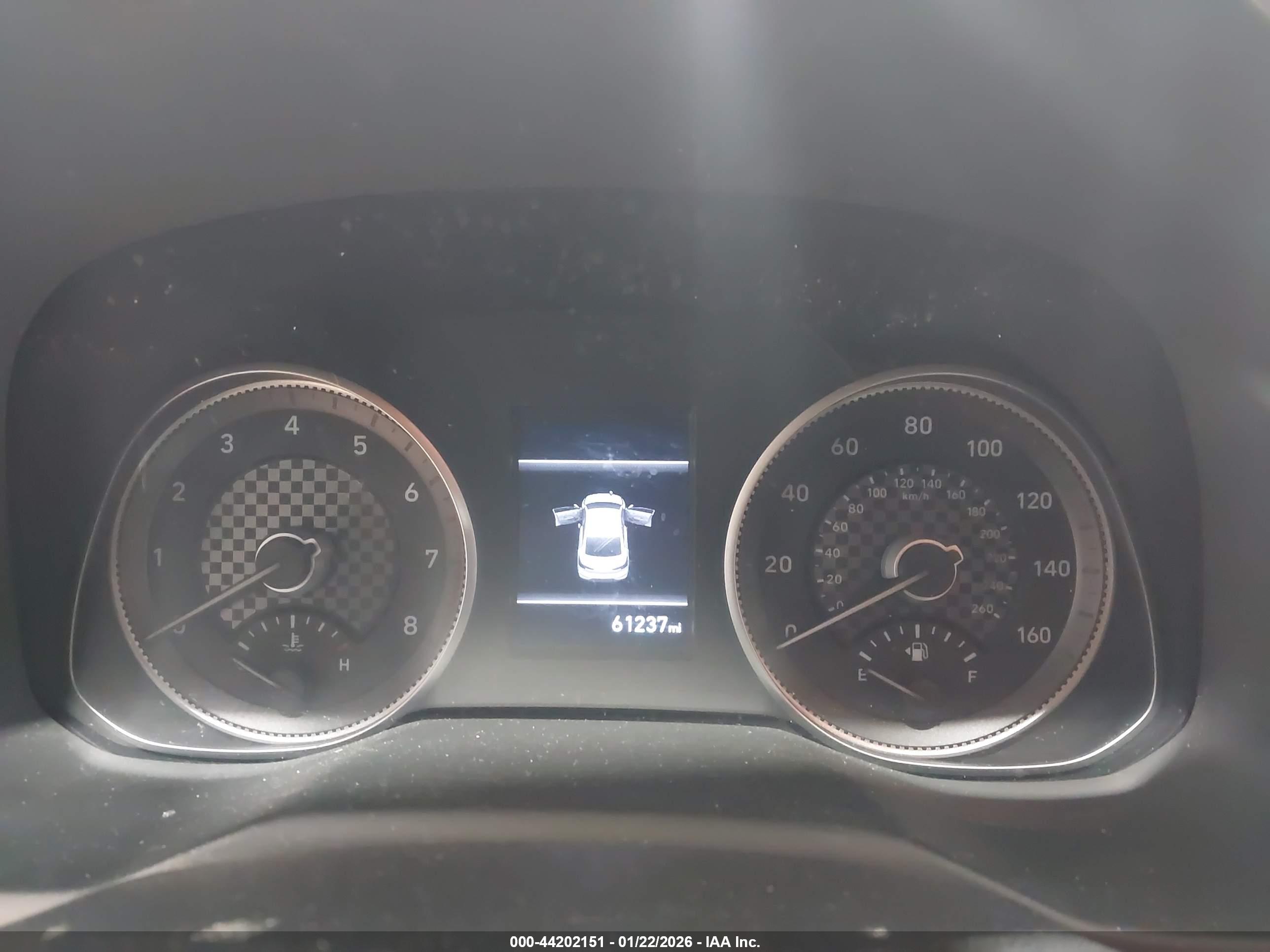HYUNDAI ELANTRA image 7