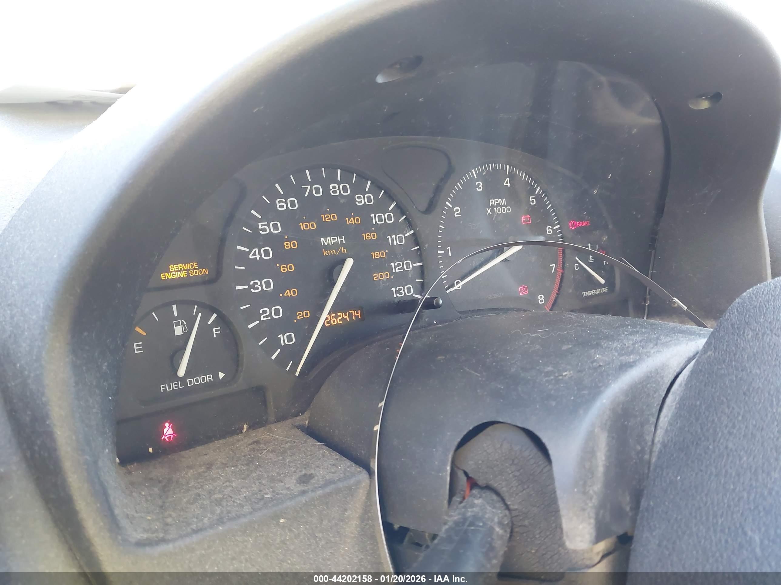 SATURN VUE image 7