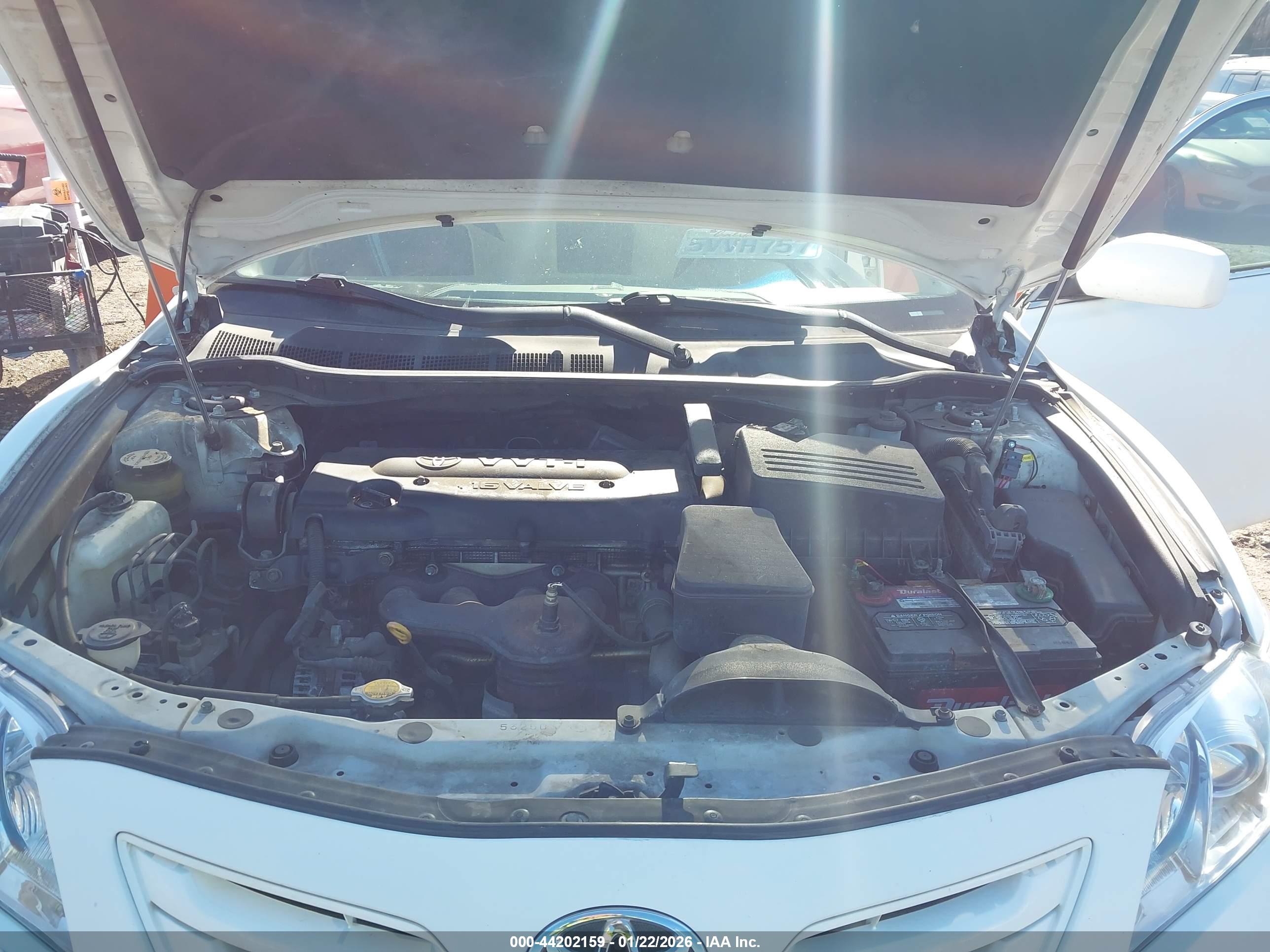 TOYOTA CAMRY image 10