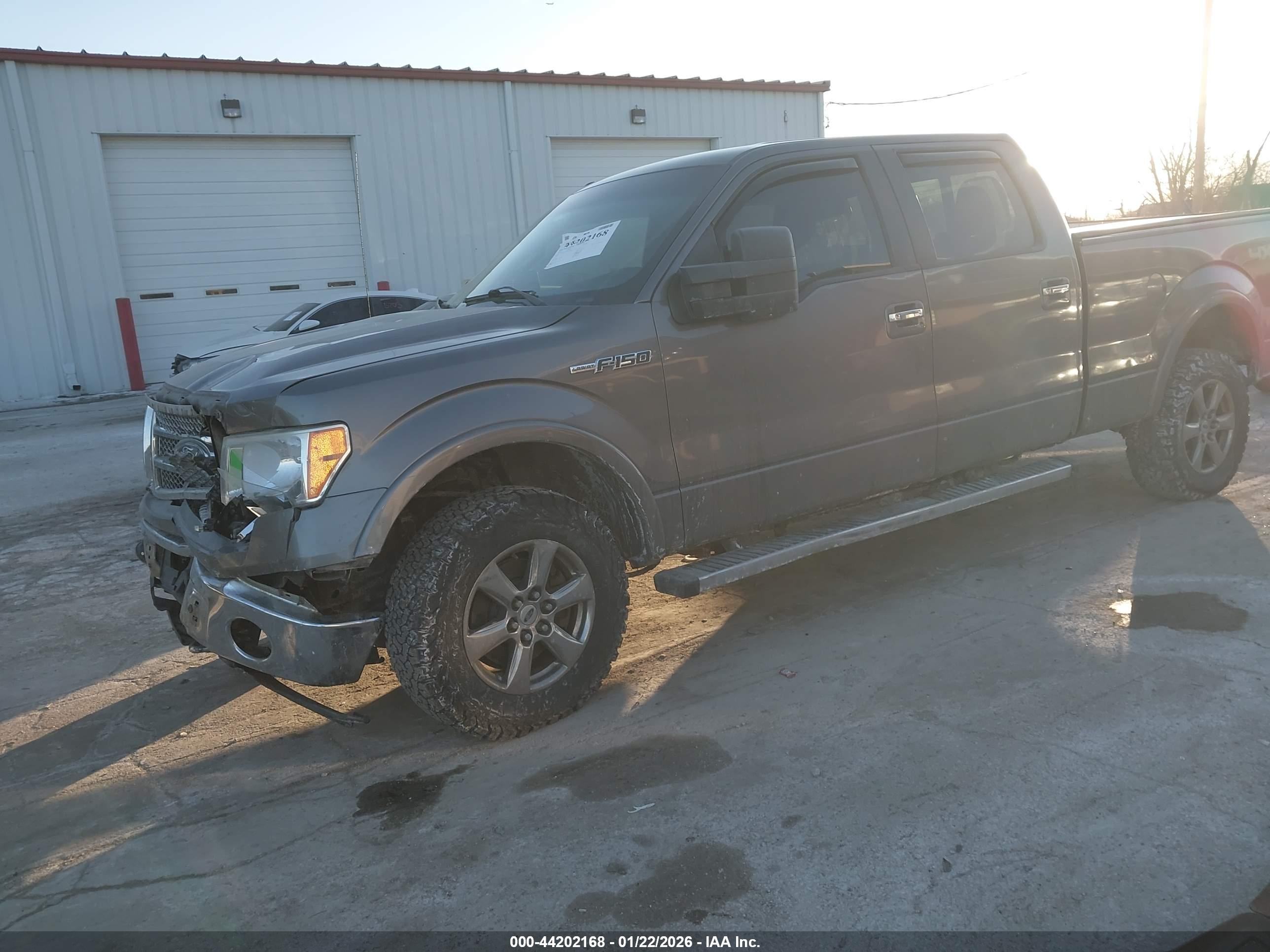 FORD F-150 image 2
