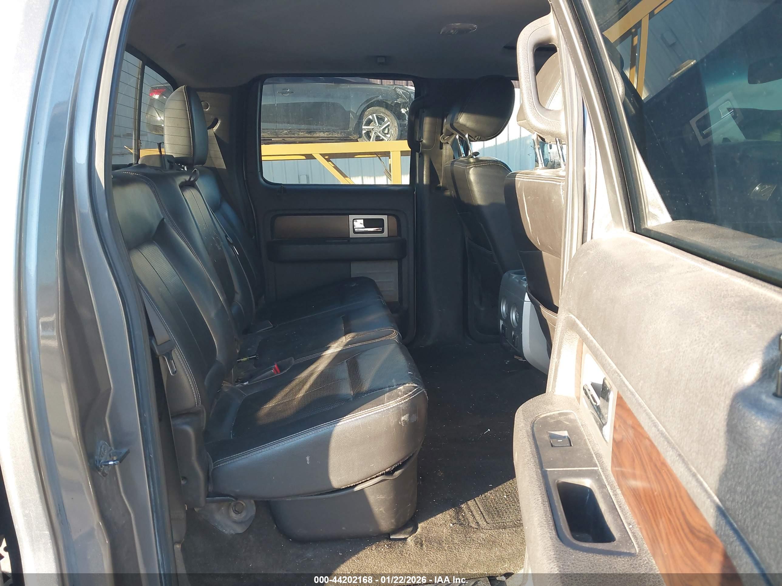 FORD F-150 image 8