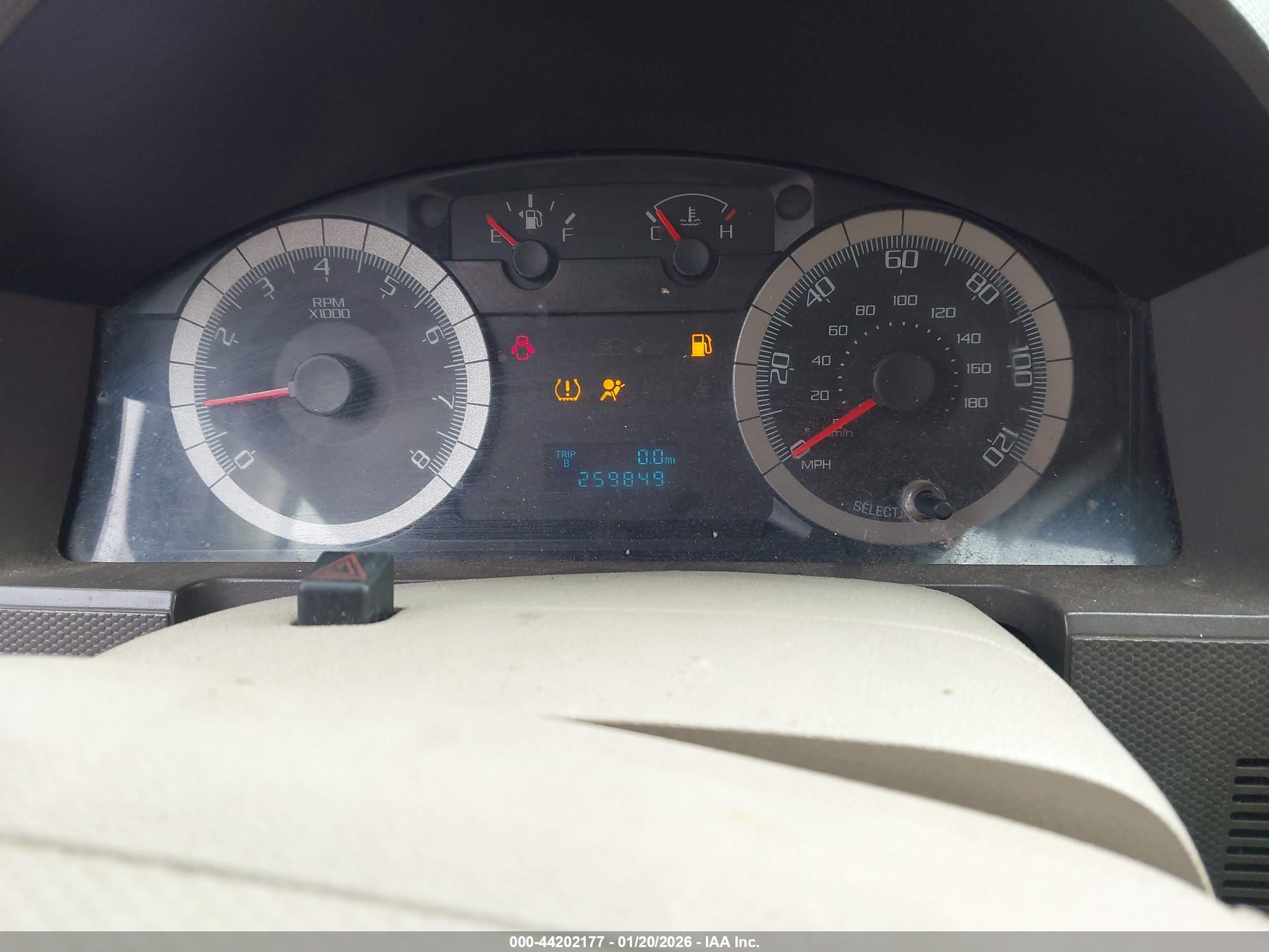 FORD ESCAPE image 7