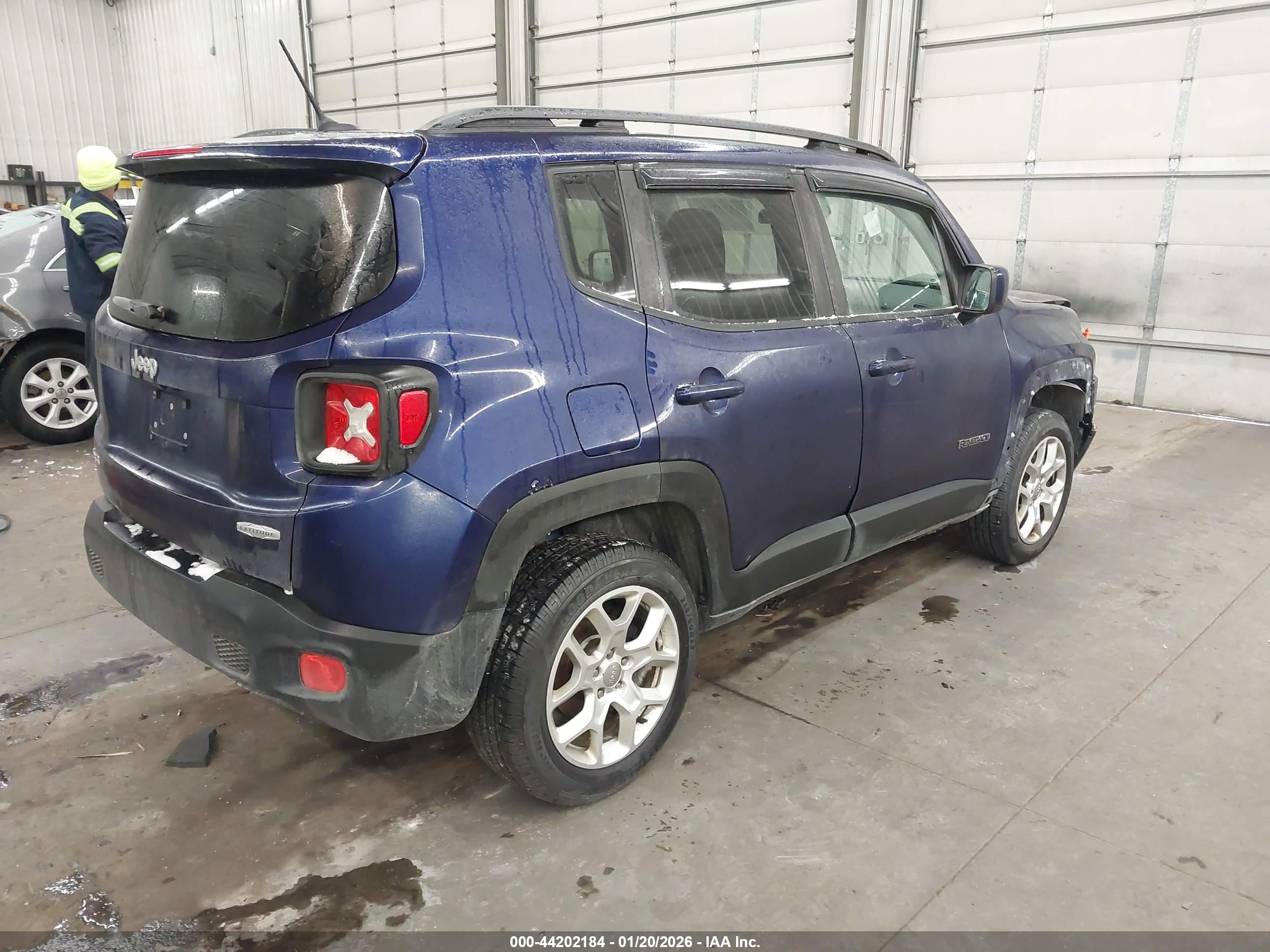 JEEP RENEGADE image 4