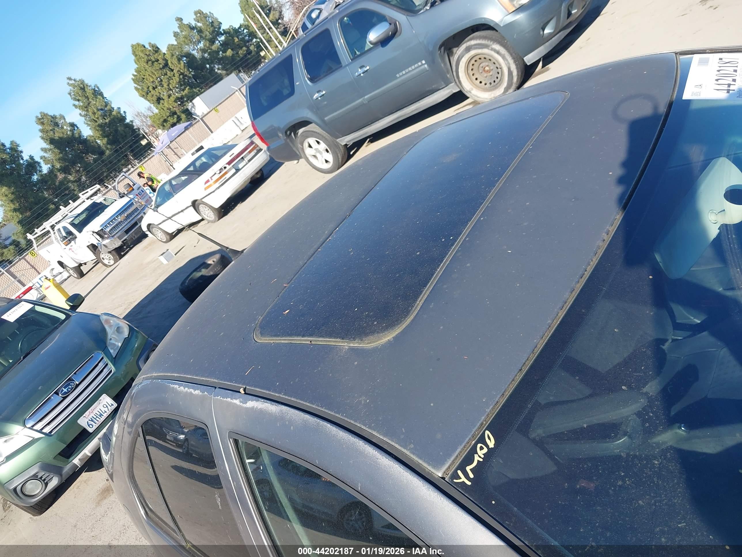 VOLKSWAGEN JETTA image 6