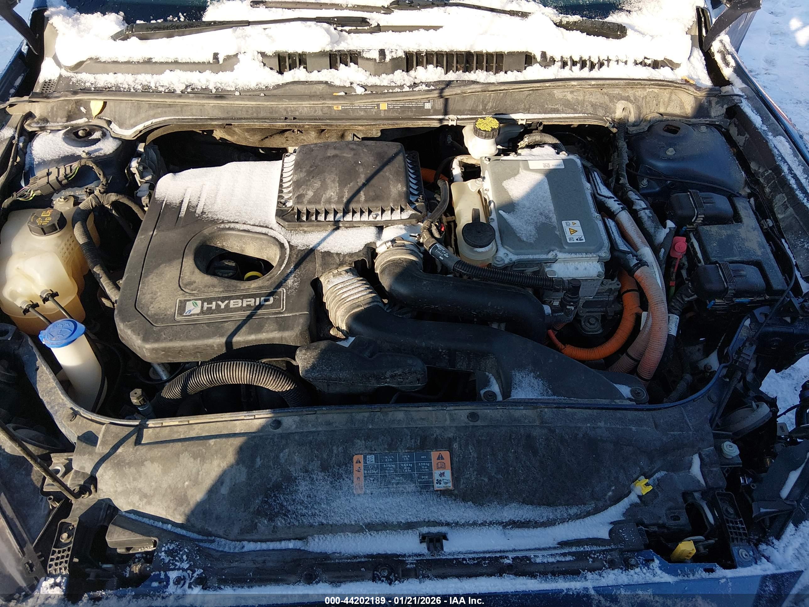 FORD FUSION image 10