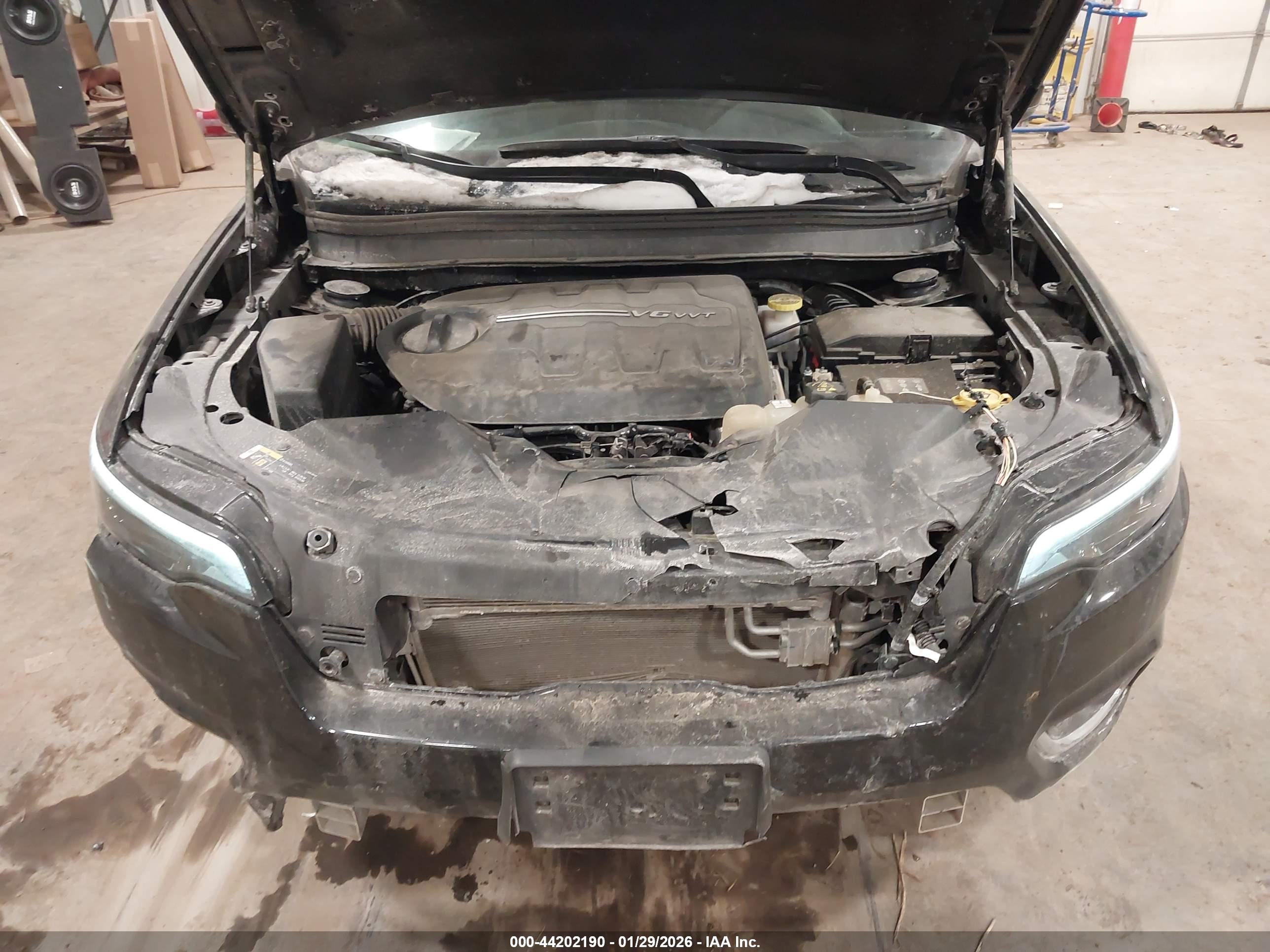 JEEP CHEROKEE image 10
