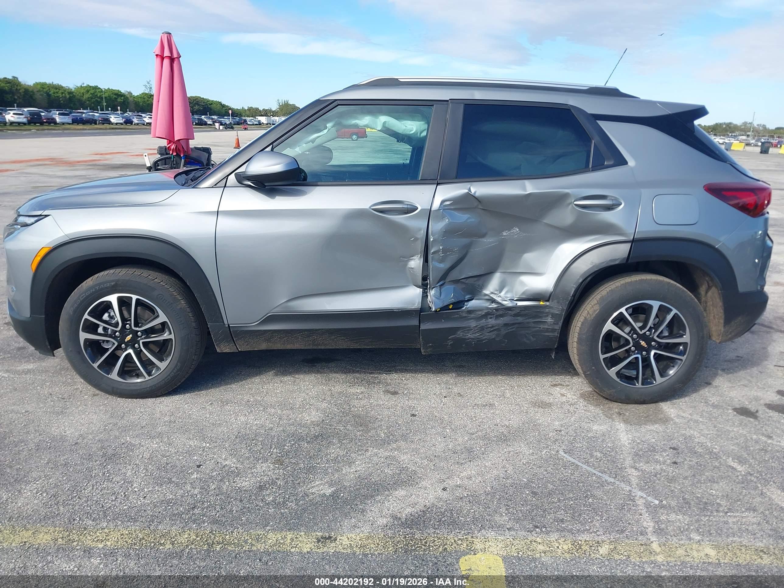 CHEVROLET TRAILBLAZER image 6