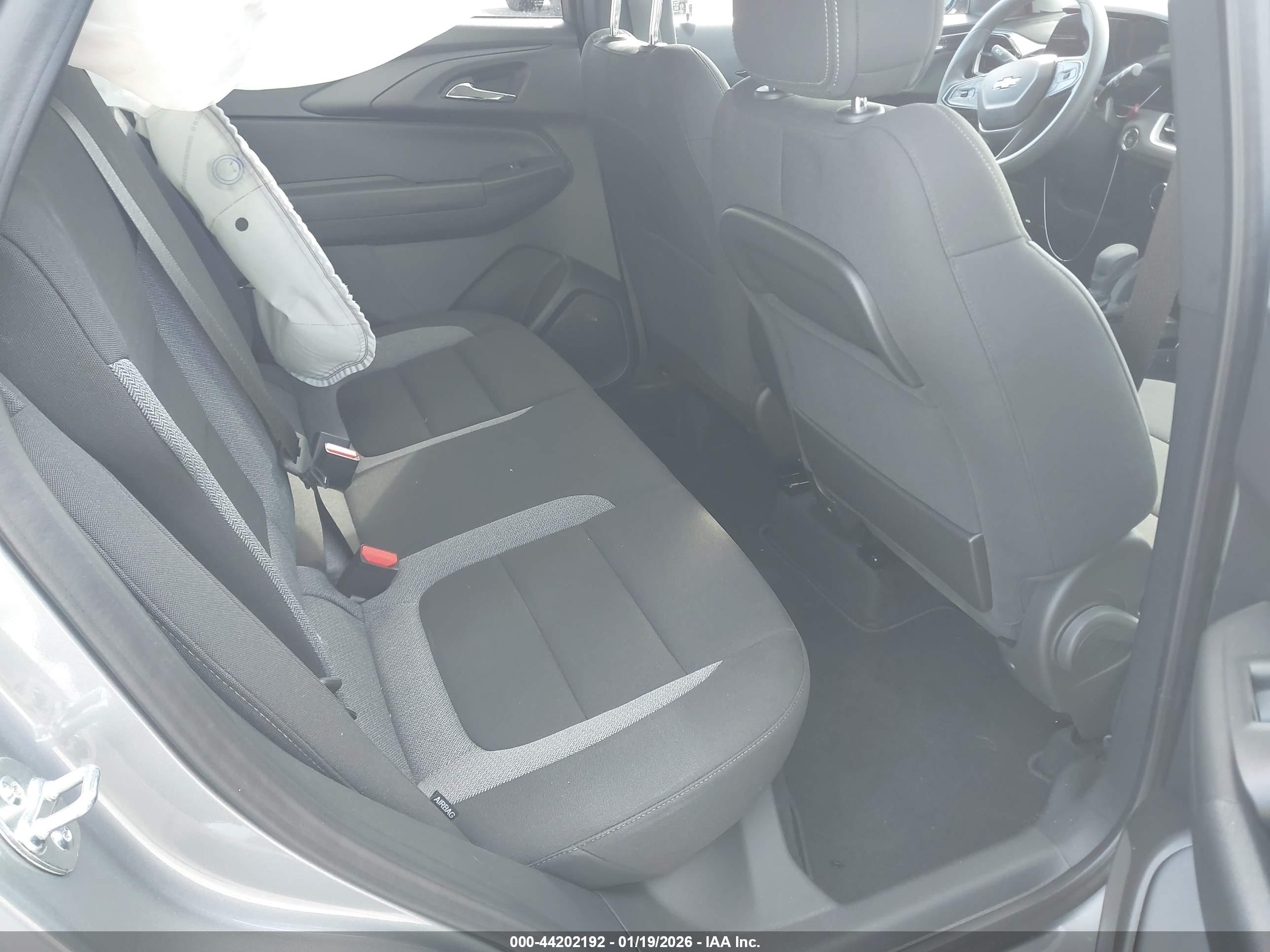 CHEVROLET TRAILBLAZER image 8