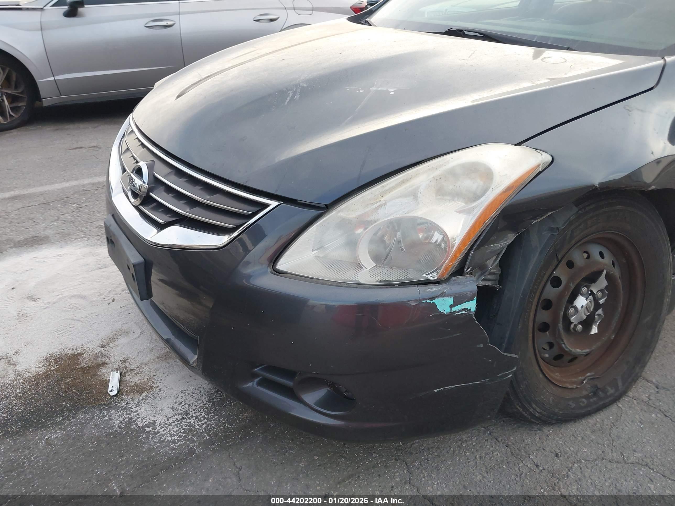 NISSAN ALTIMA image 6