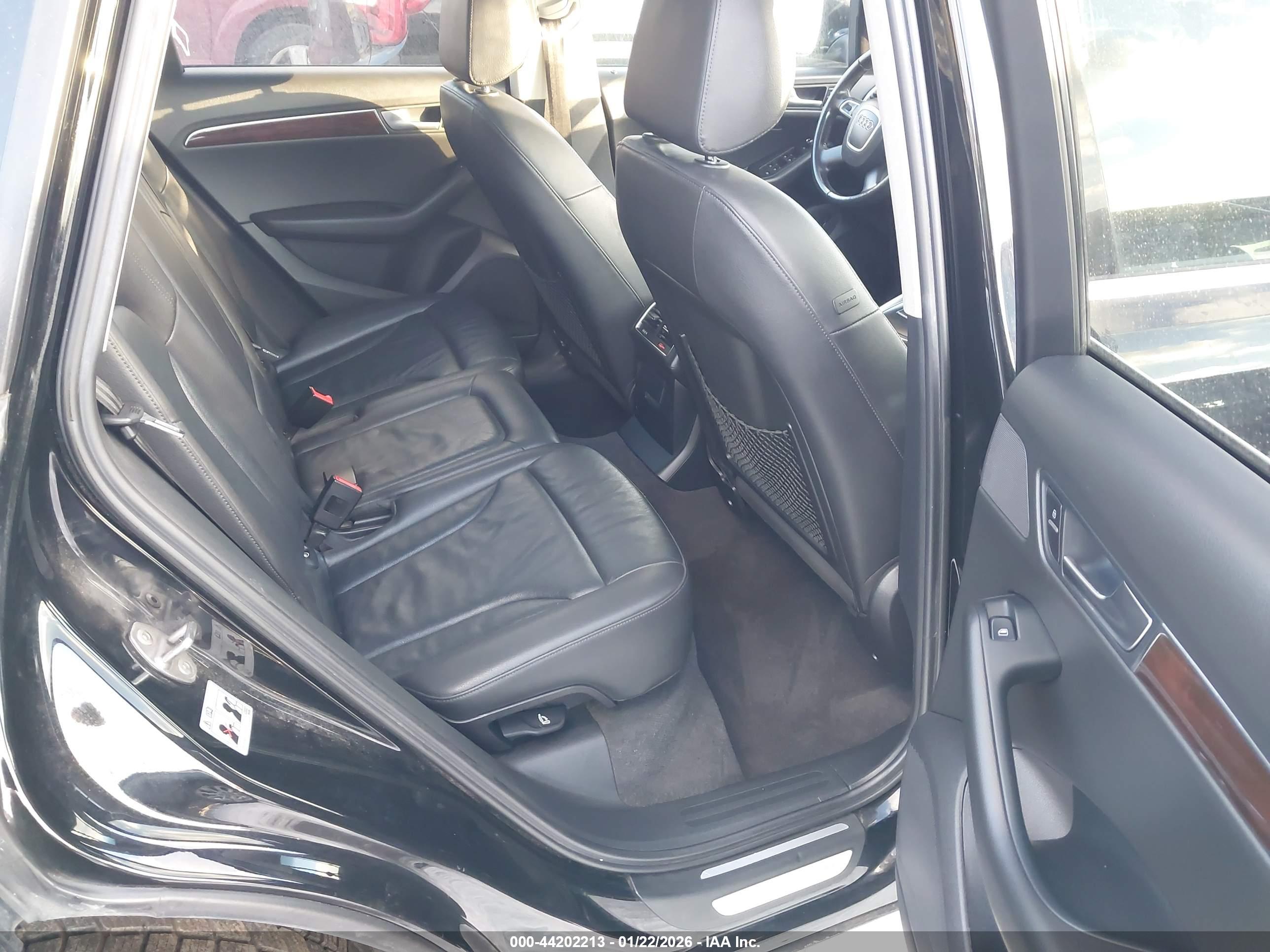 AUDI Q5 image 8