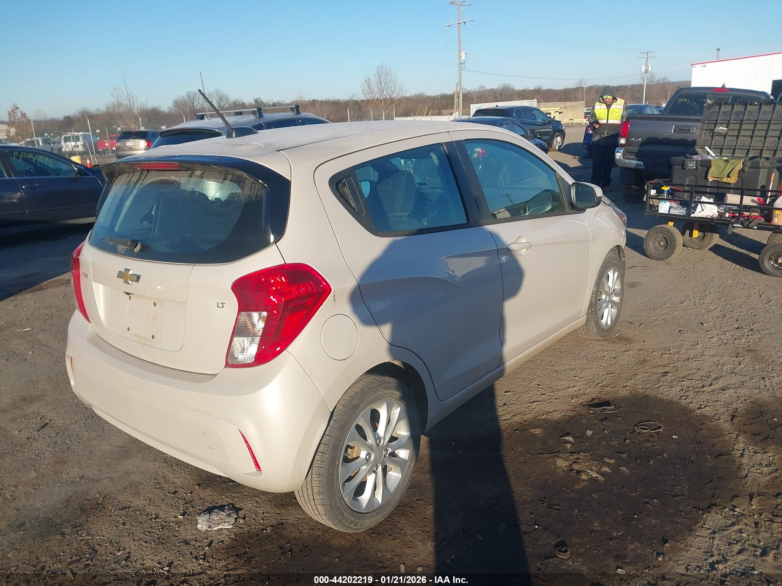 CHEVROLET SPARK image 4