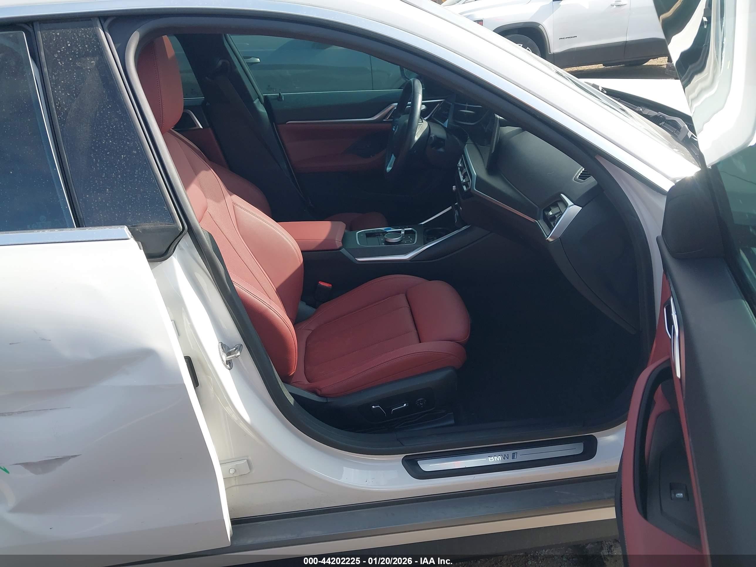 BMW I4 image 5
