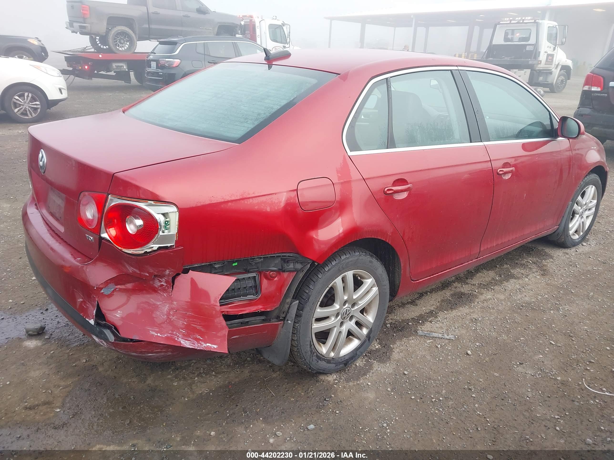 VOLKSWAGEN JETTA image 4