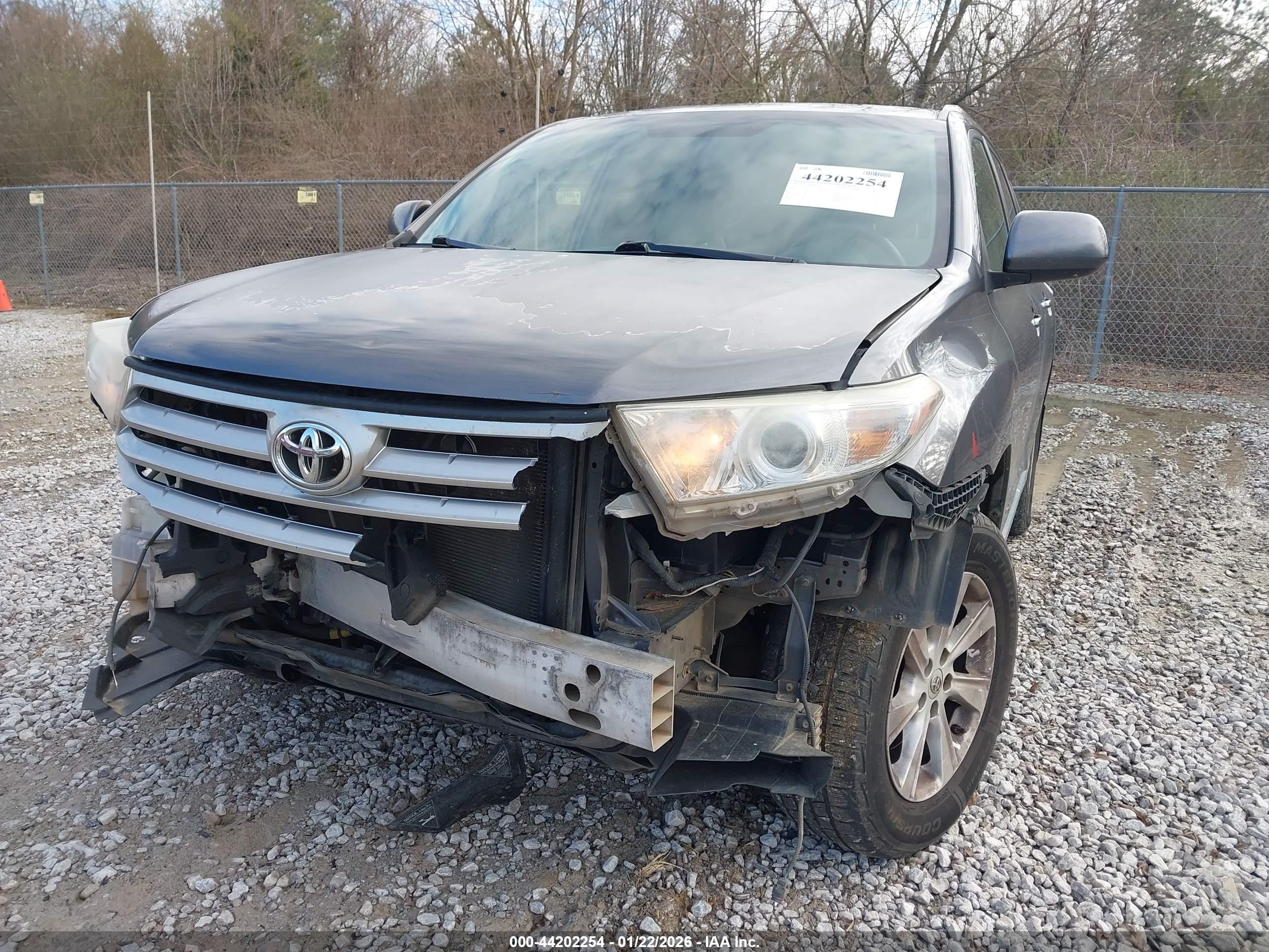 TOYOTA HIGHLANDER image 6