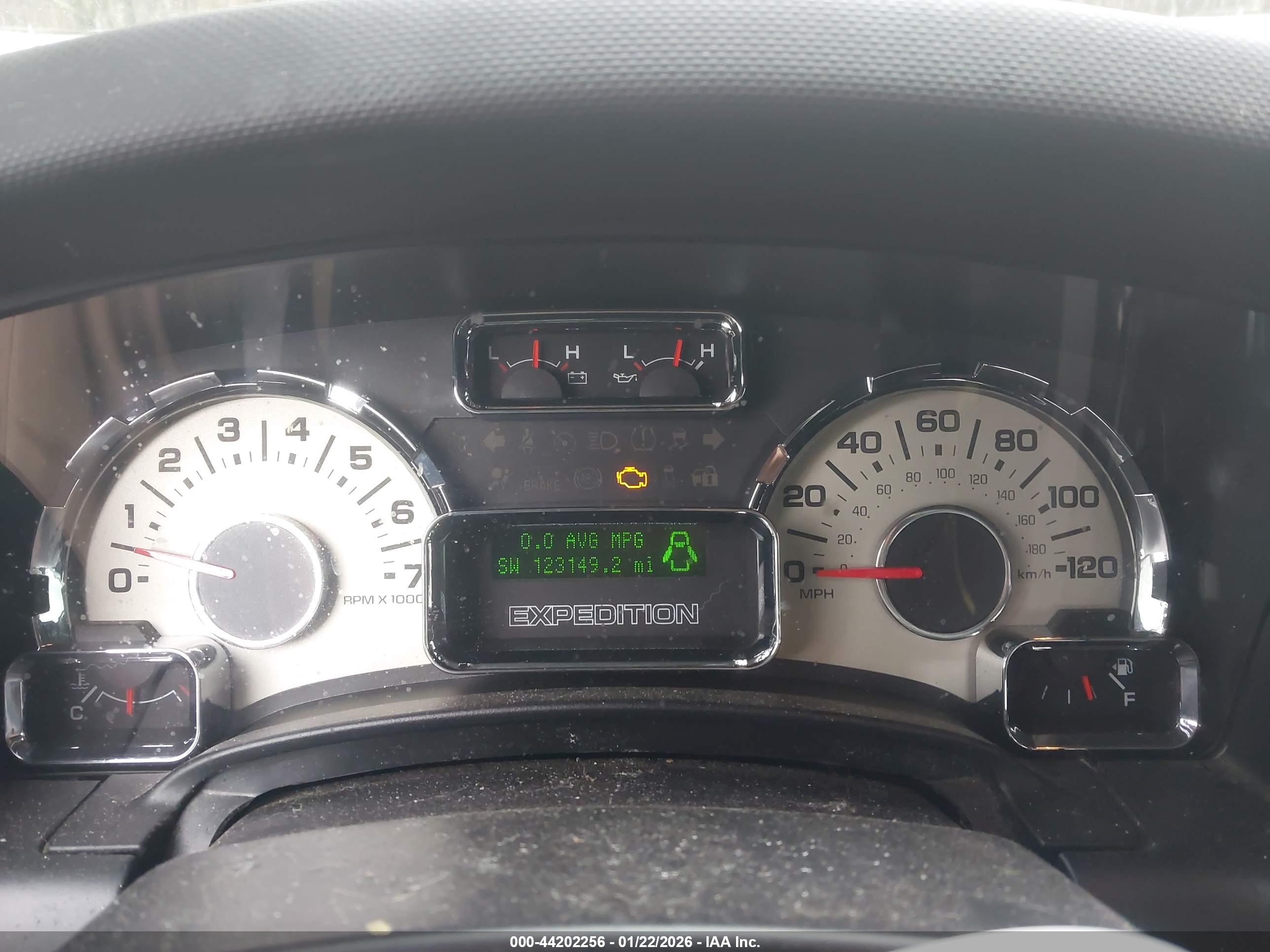 FORD EXPEDITION image 7