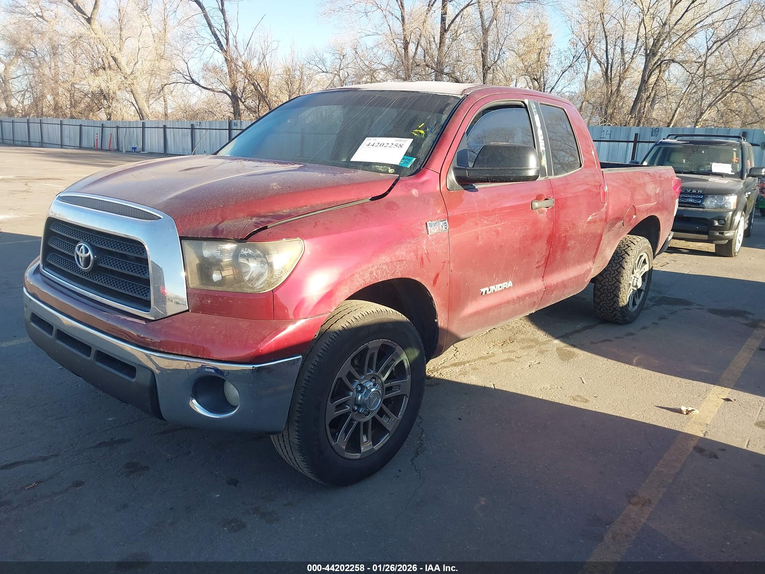 TOYOTA TUNDRA image 2
