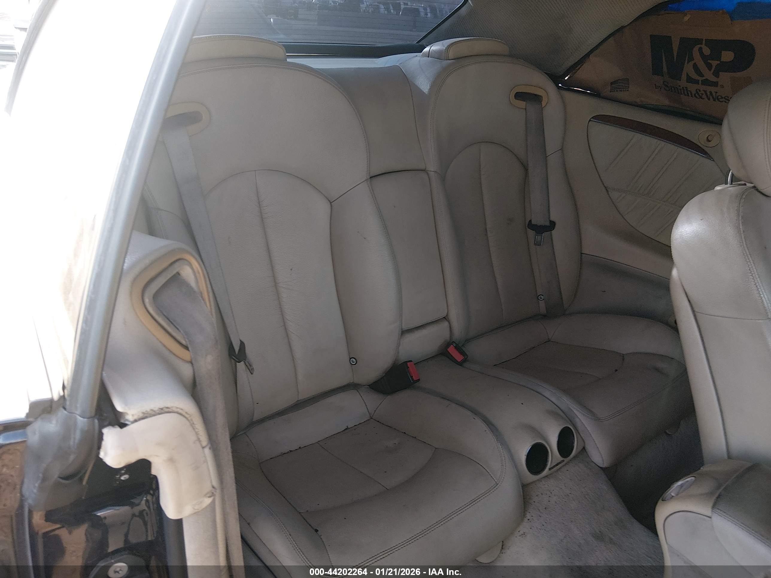 MERCEDES-BENZ CLK image 8