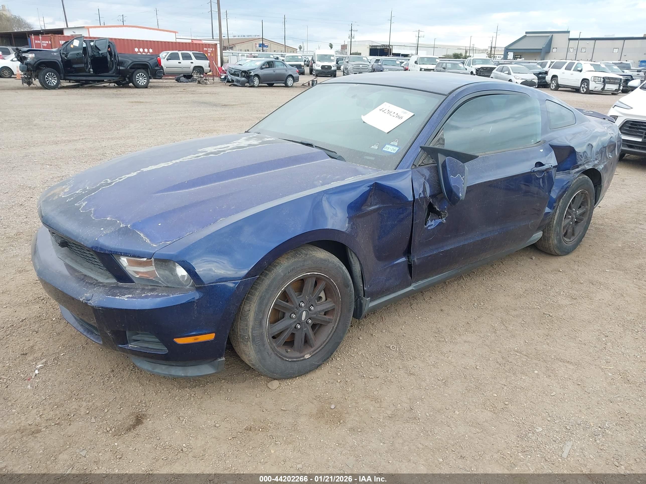 FORD MUSTANG image 2