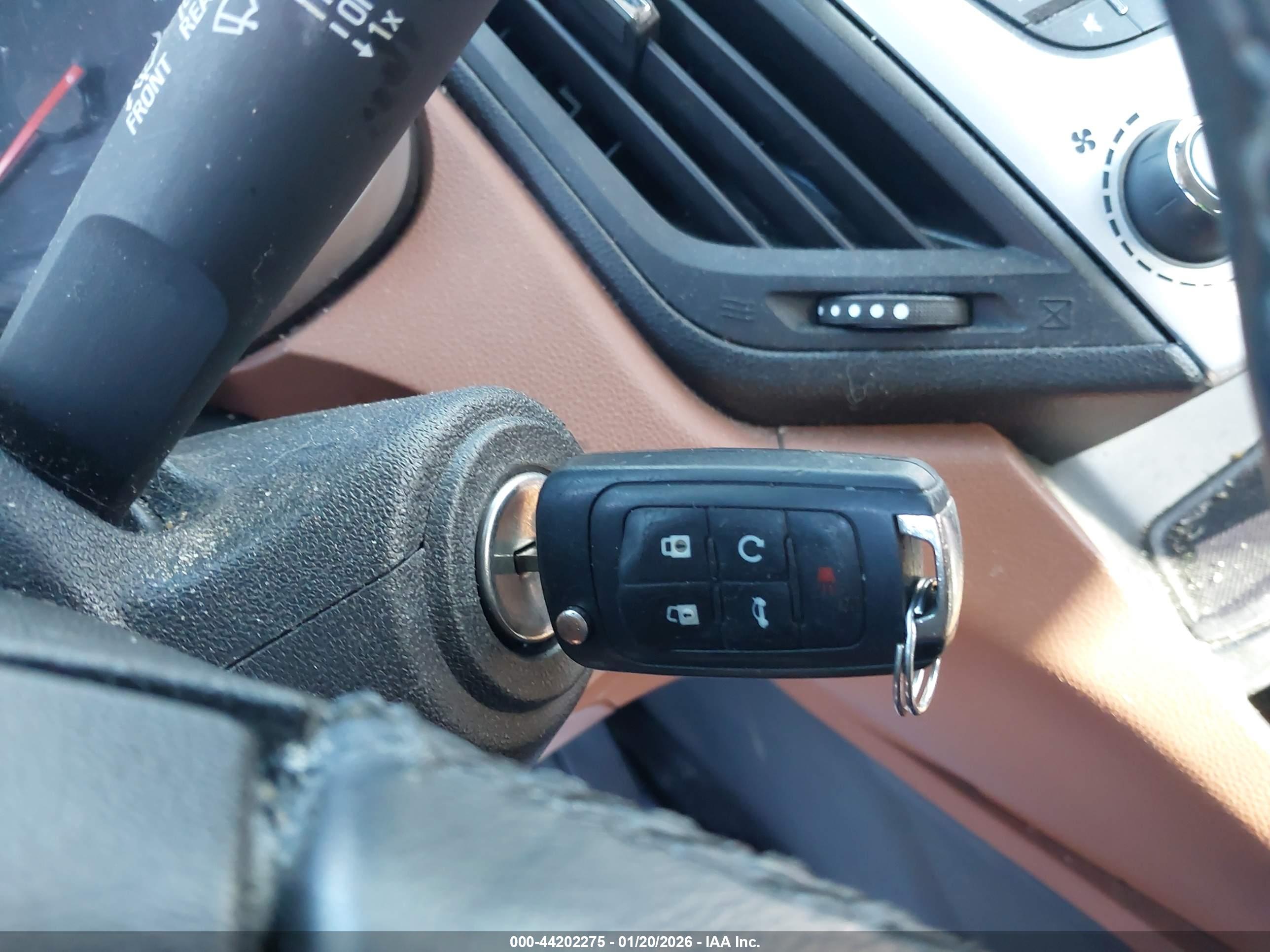 CHEVROLET EQUINOX image 11