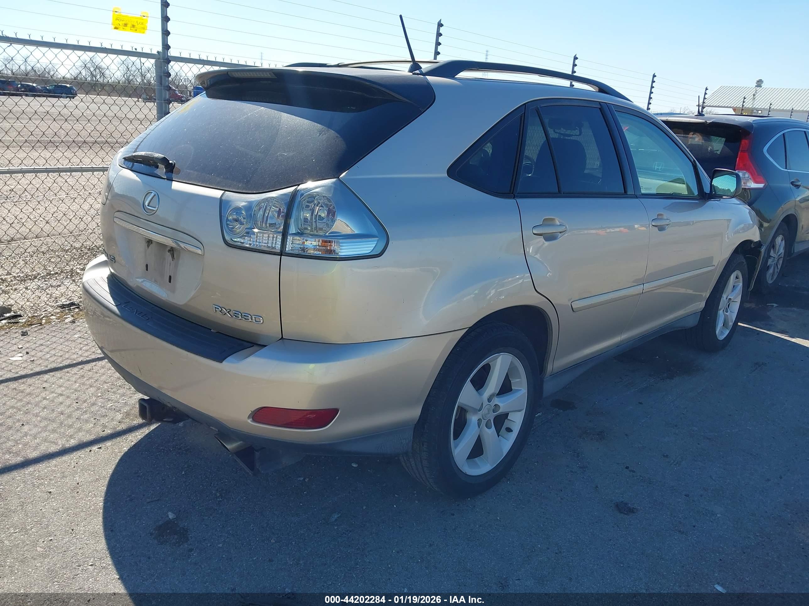 LEXUS RX image 4