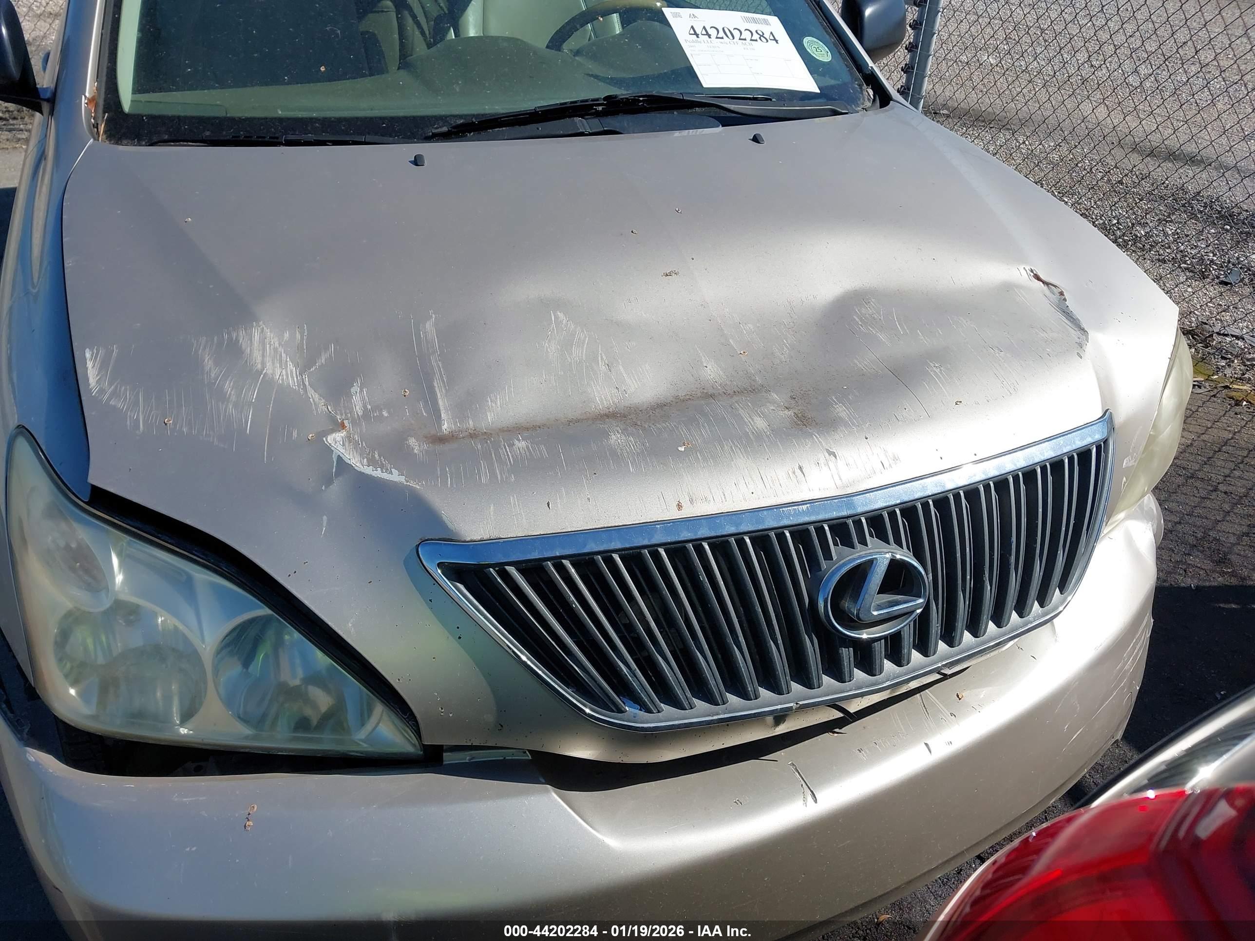 LEXUS RX image 6