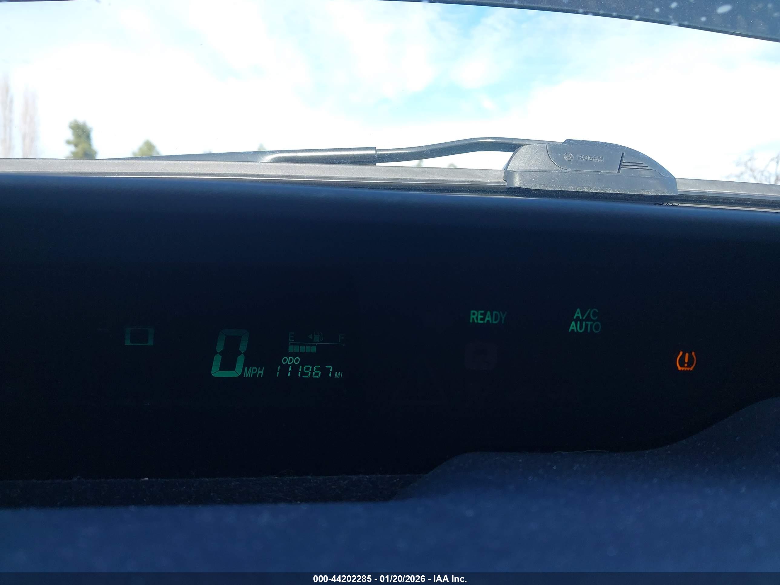 TOYOTA PRIUS image 7