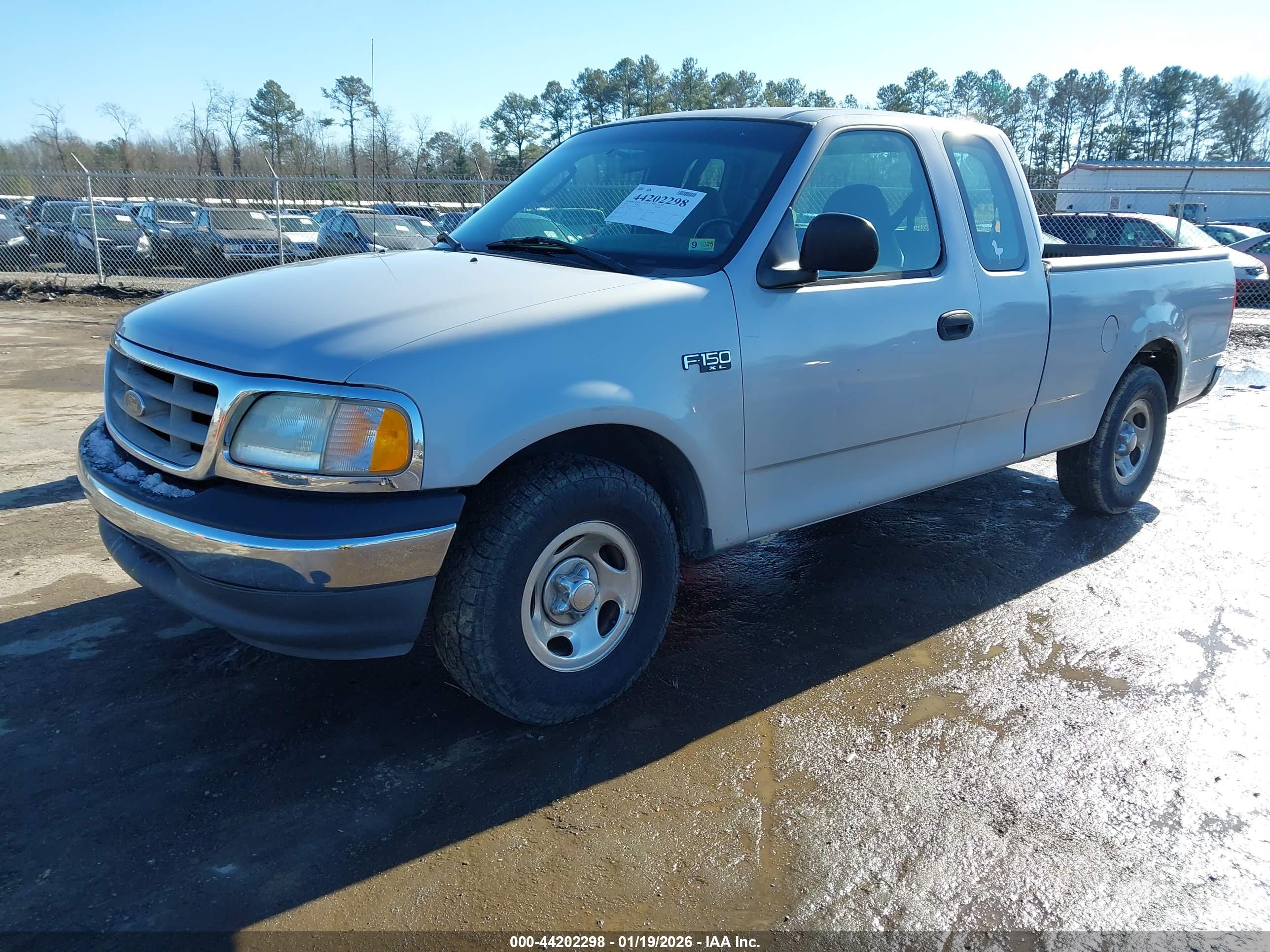 FORD F-150 image 2
