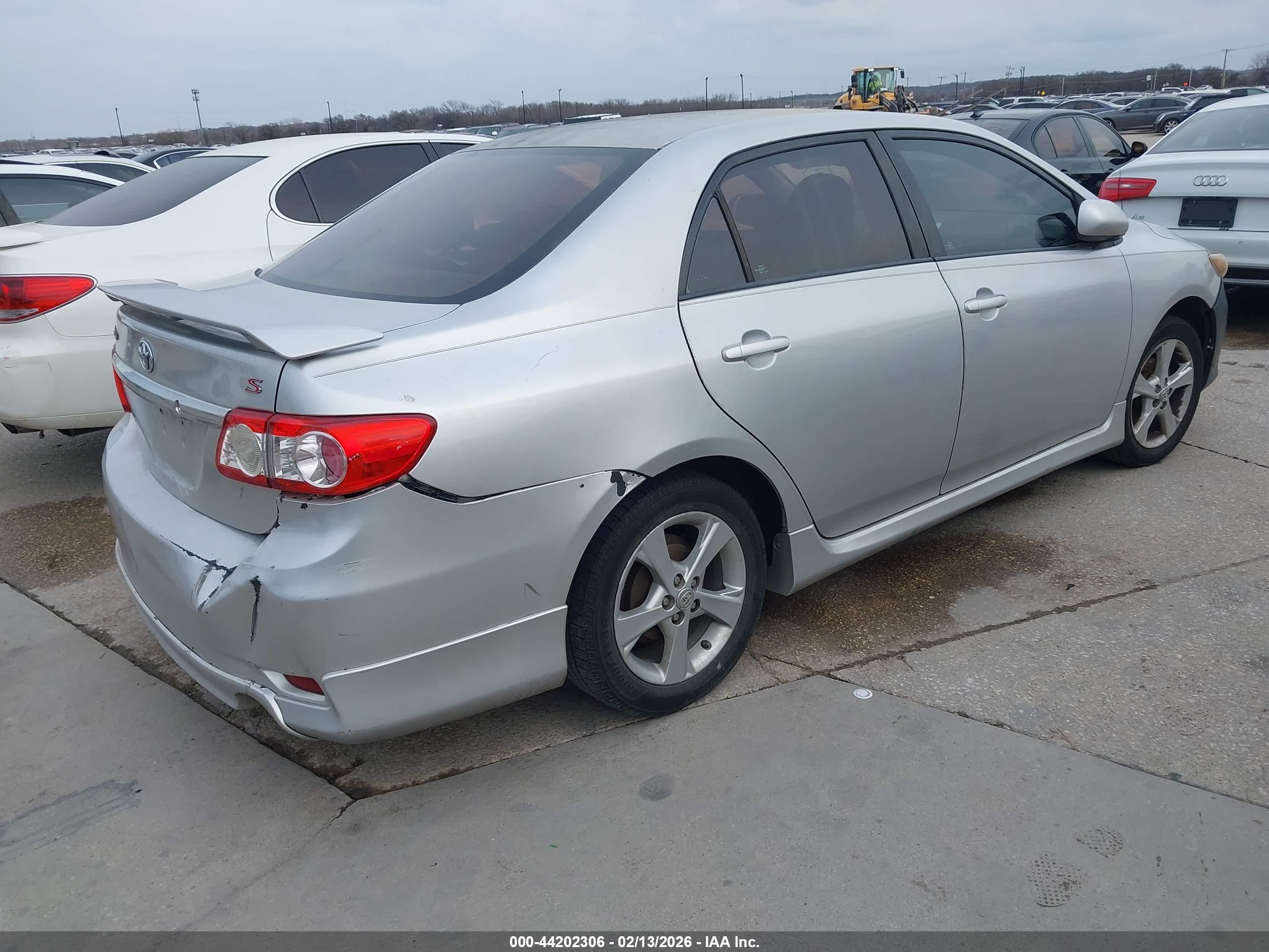 TOYOTA COROLLA image 4