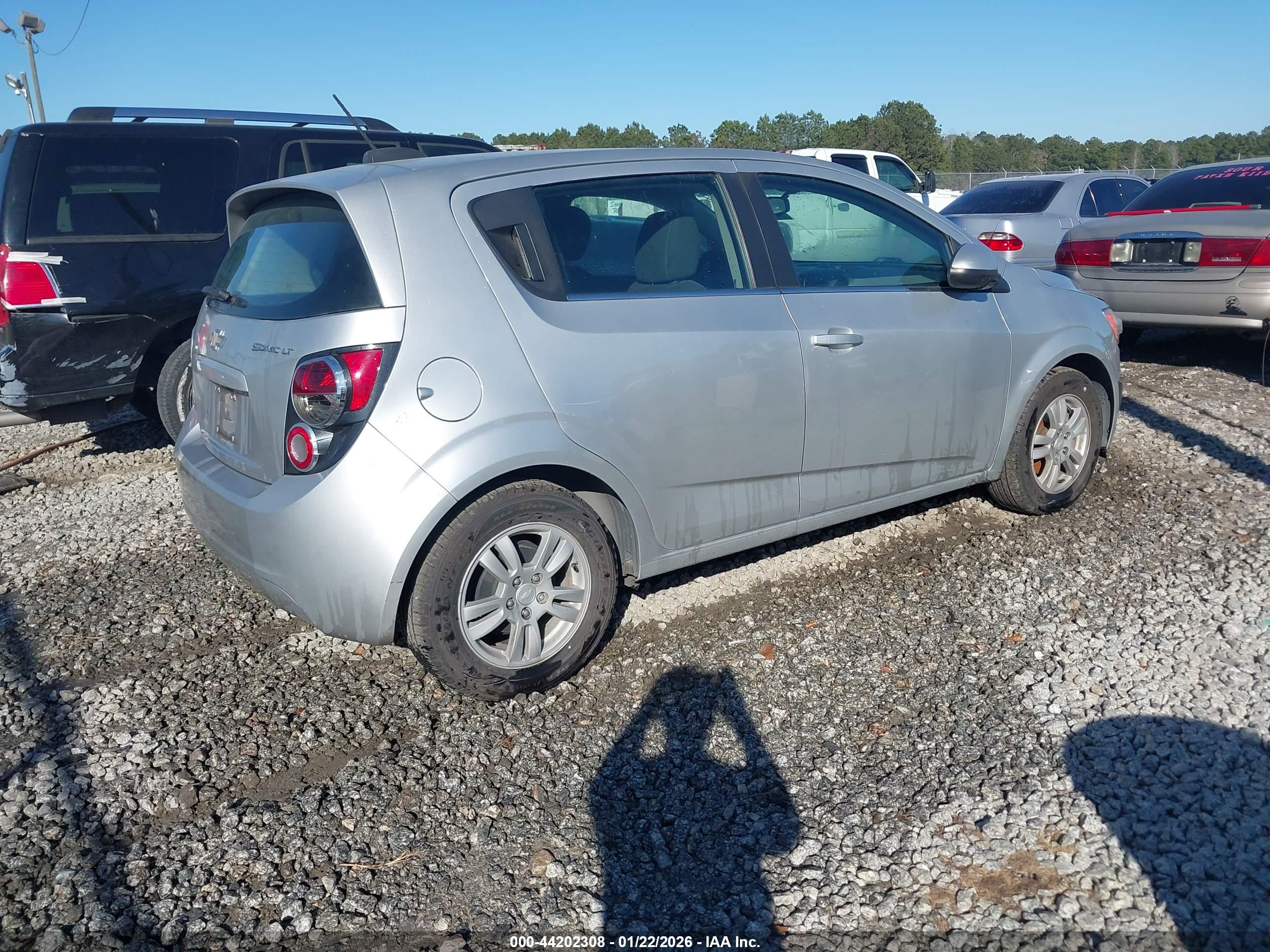 CHEVROLET SONIC image 4