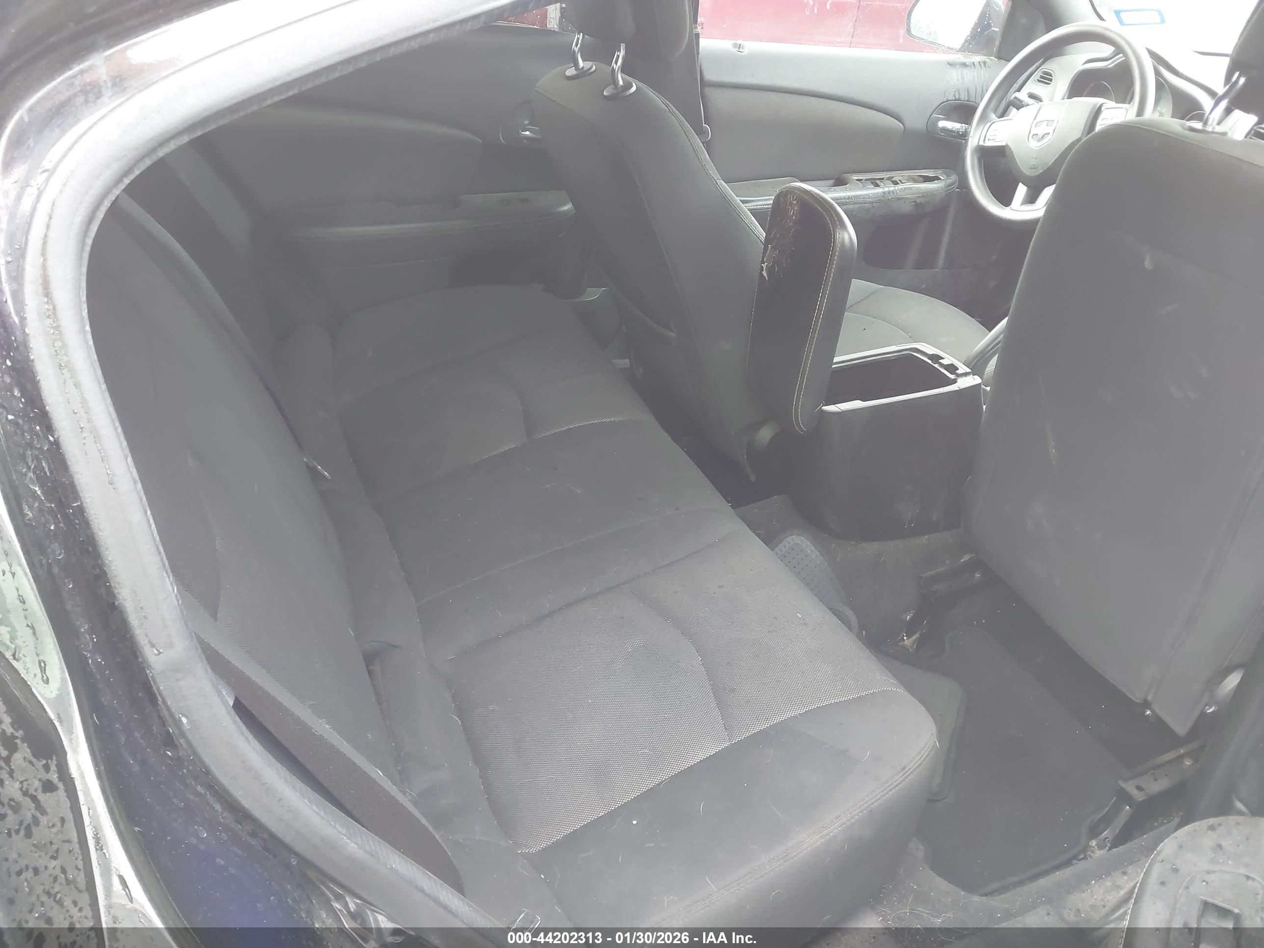 DODGE AVENGER image 8