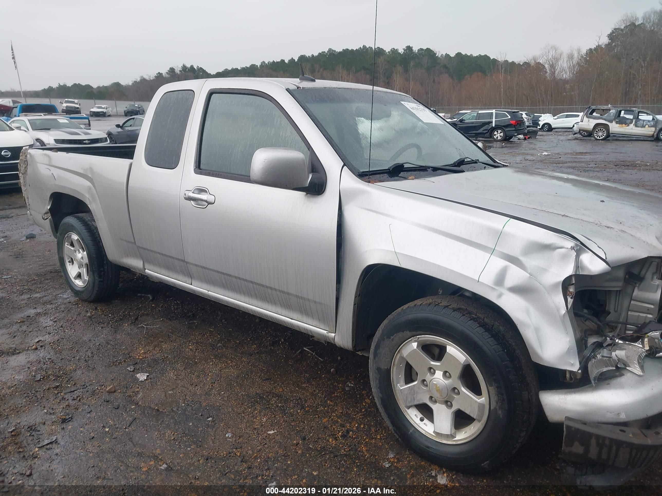 CHEVROLET COLORADO image 6