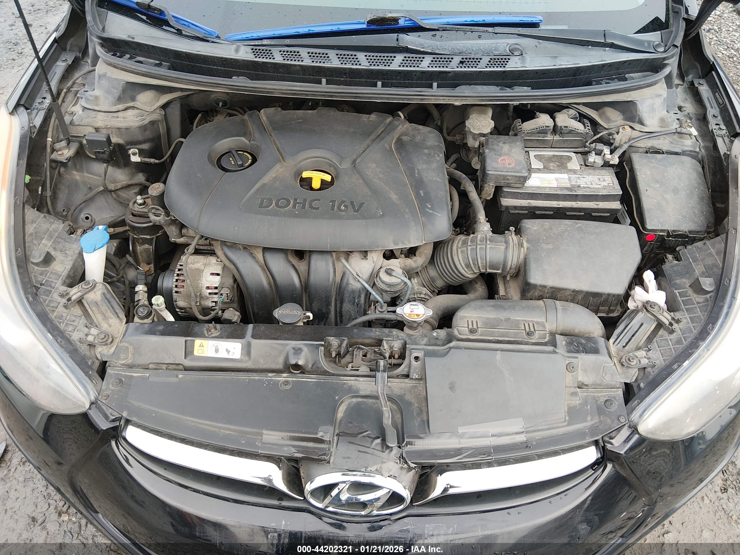 HYUNDAI ELANTRA image 10