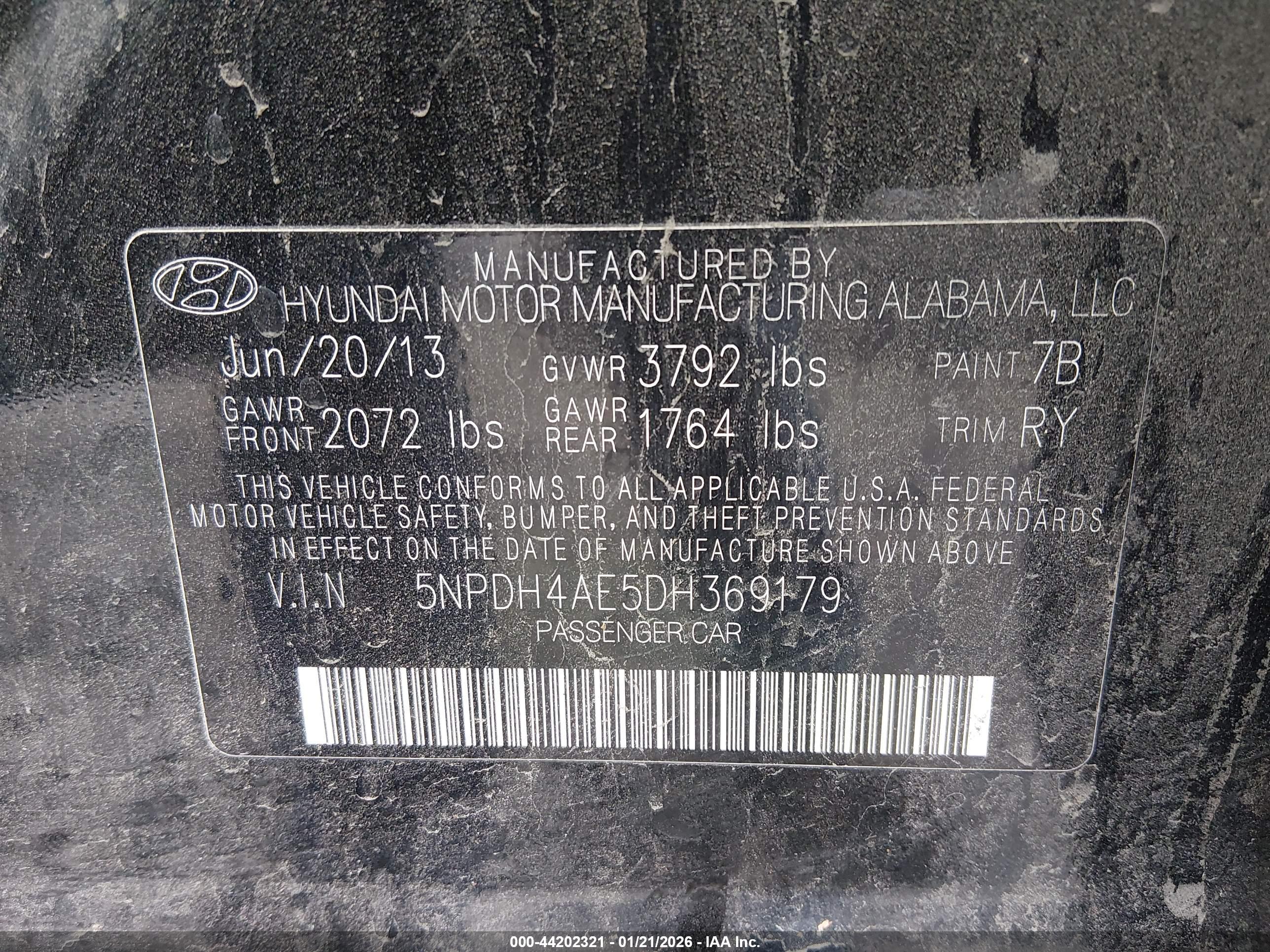 HYUNDAI ELANTRA image 9