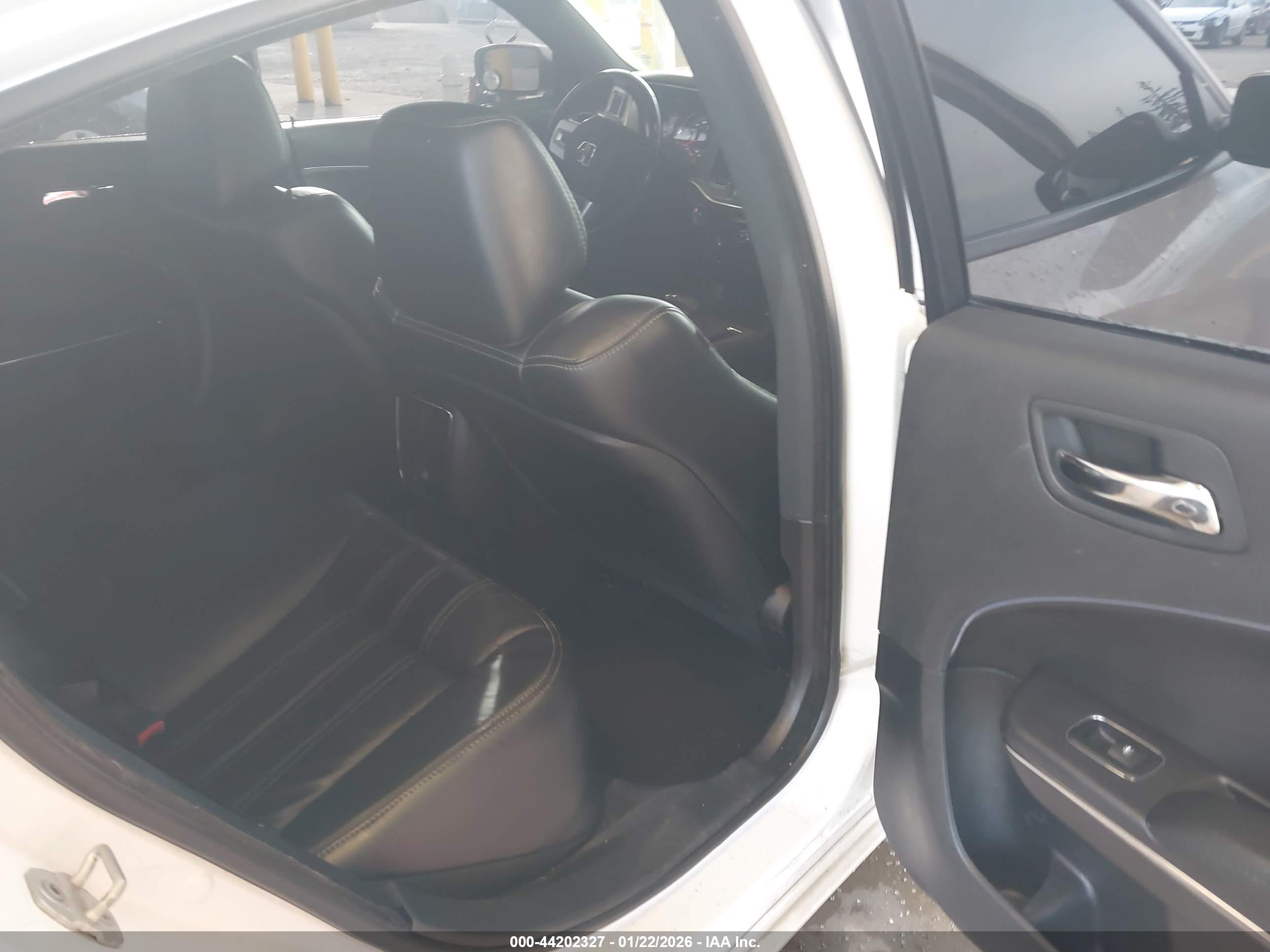 DODGE CHARGER image 8