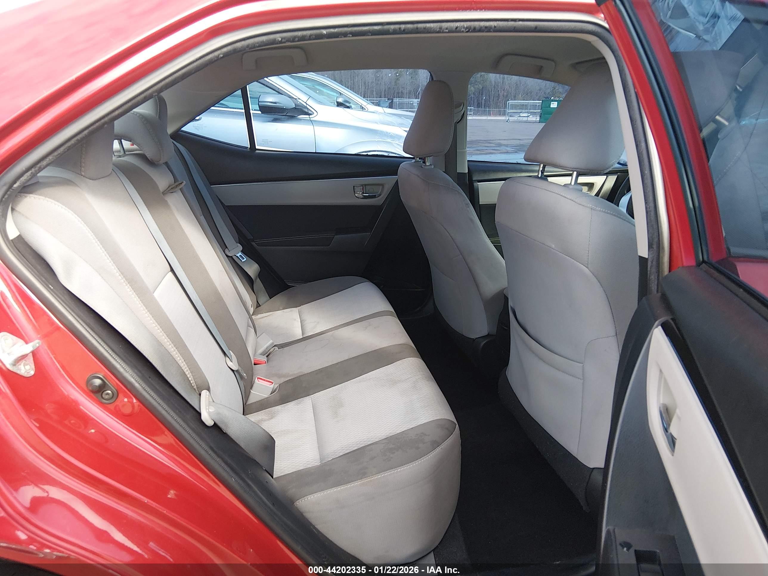 TOYOTA COROLLA image 8