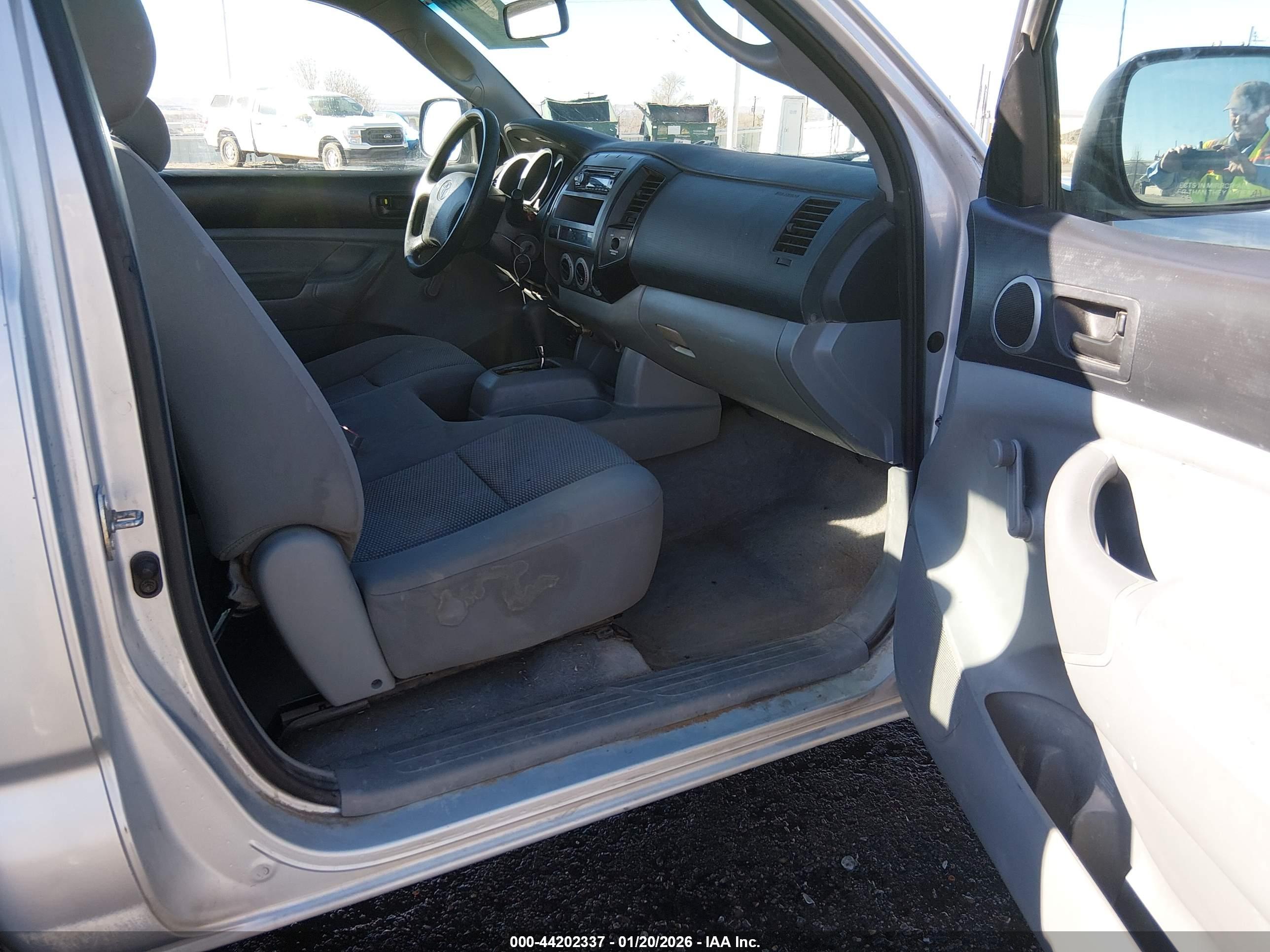 TOYOTA TACOMA image 5