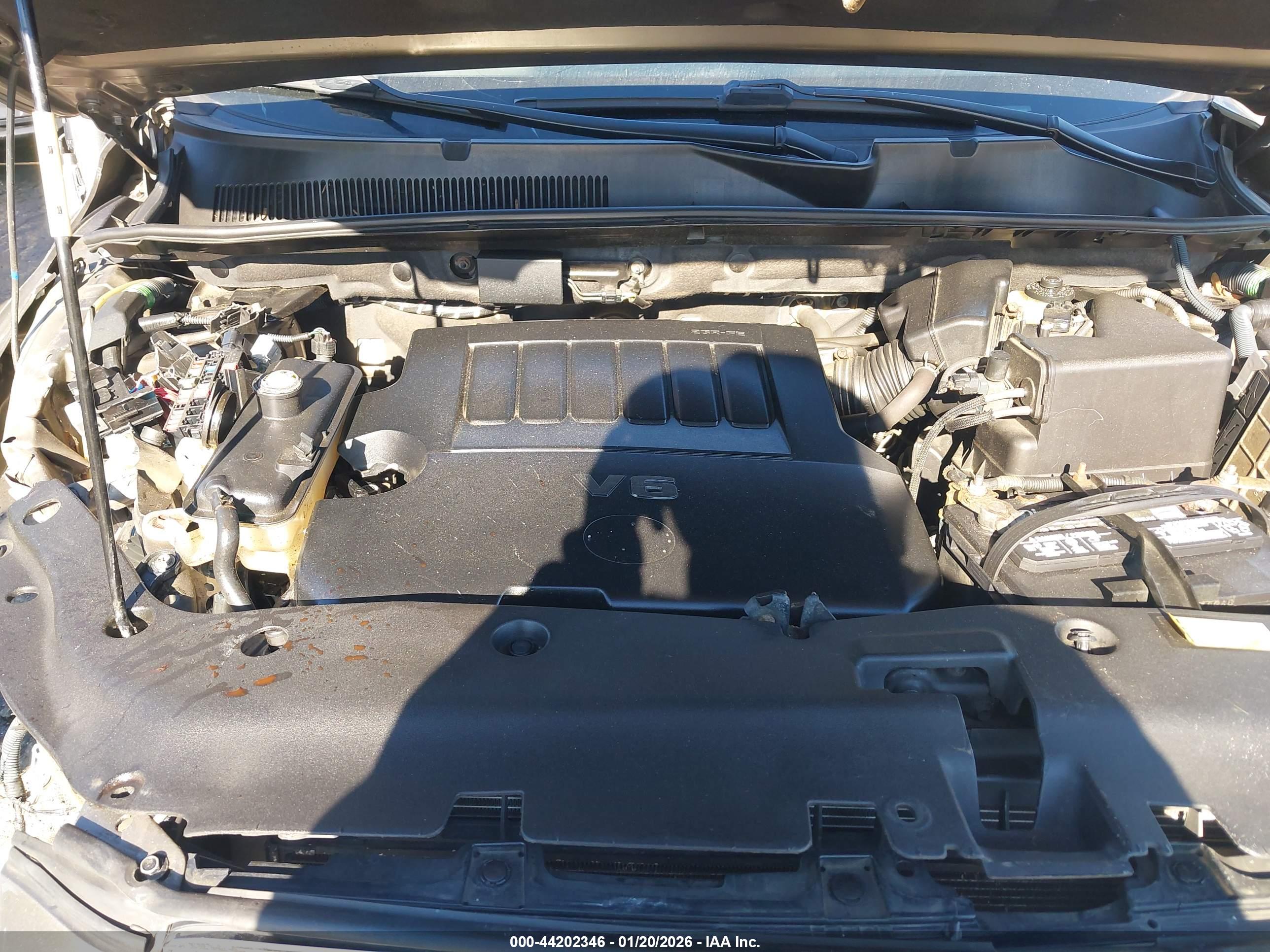TOYOTA RAV4 image 10