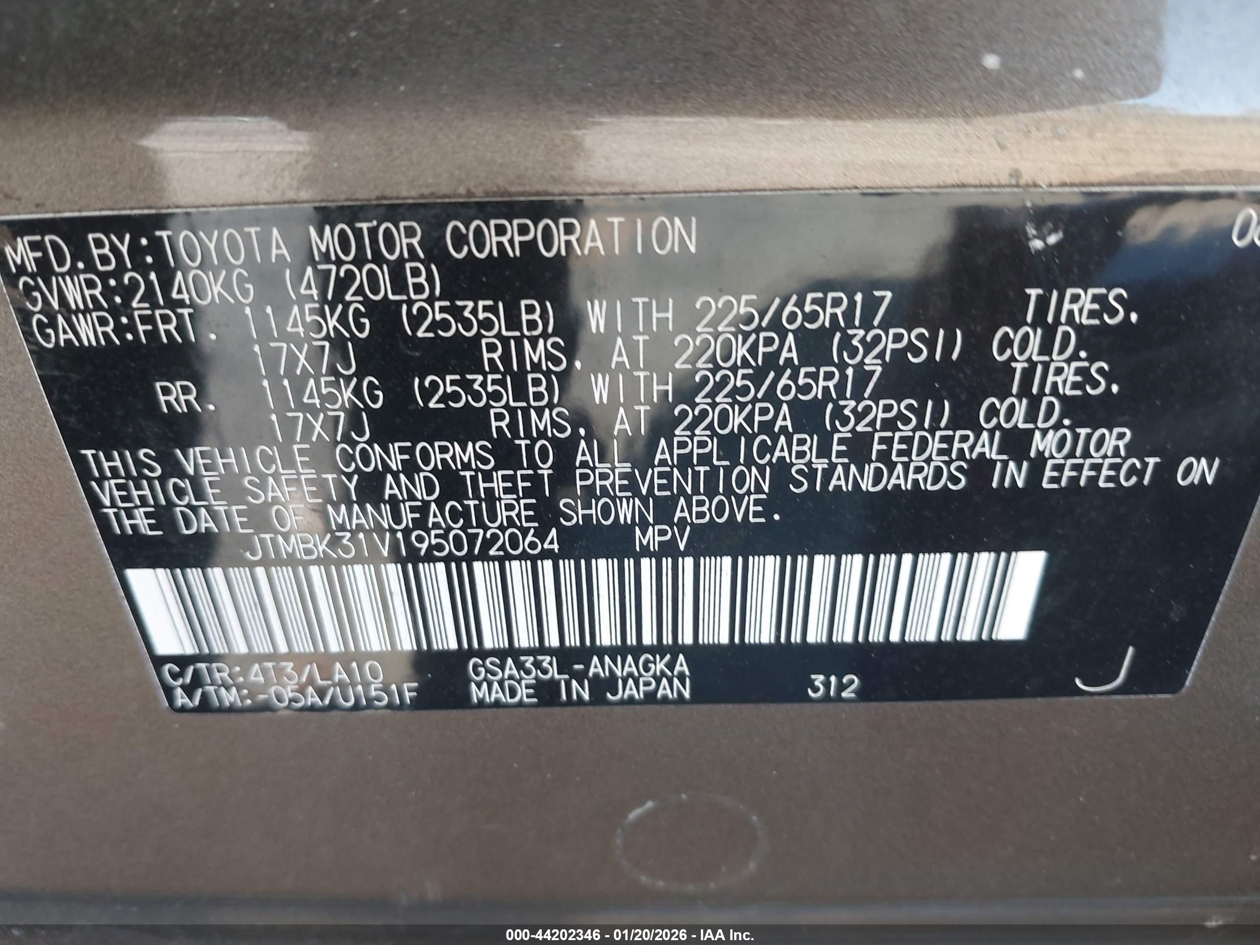 TOYOTA RAV4 image 9