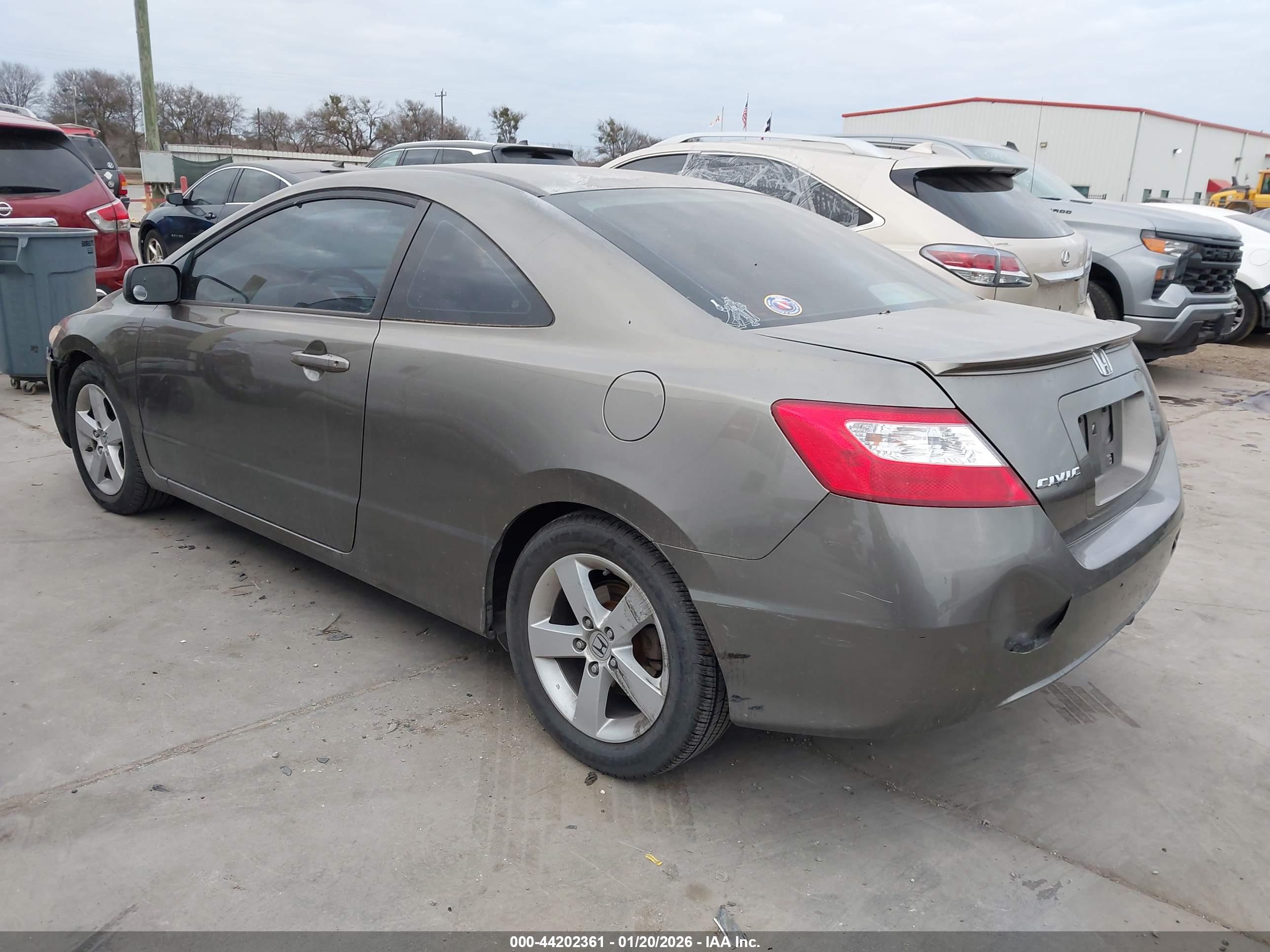 HONDA CIVIC image 3