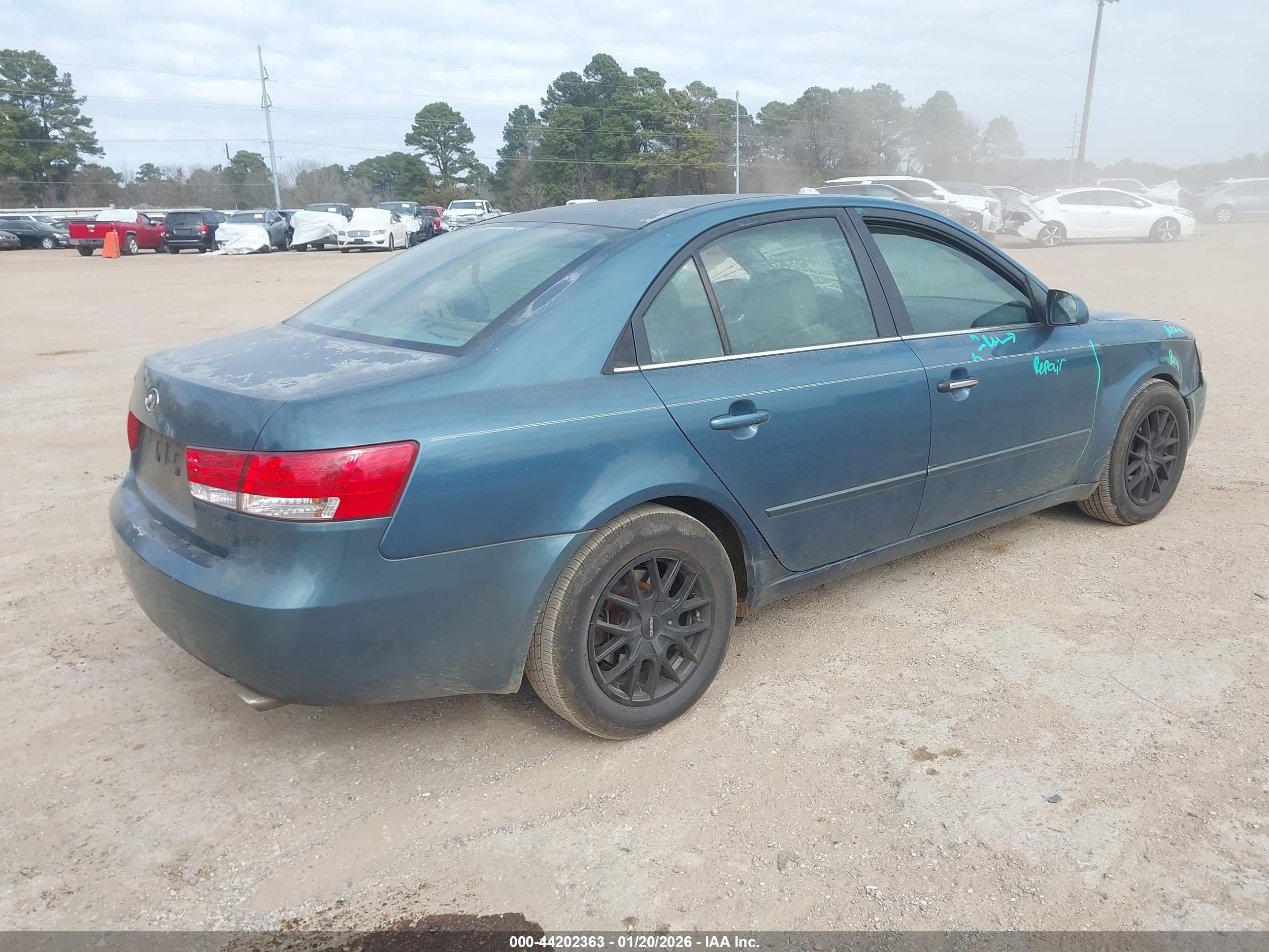 HYUNDAI SONATA image 4