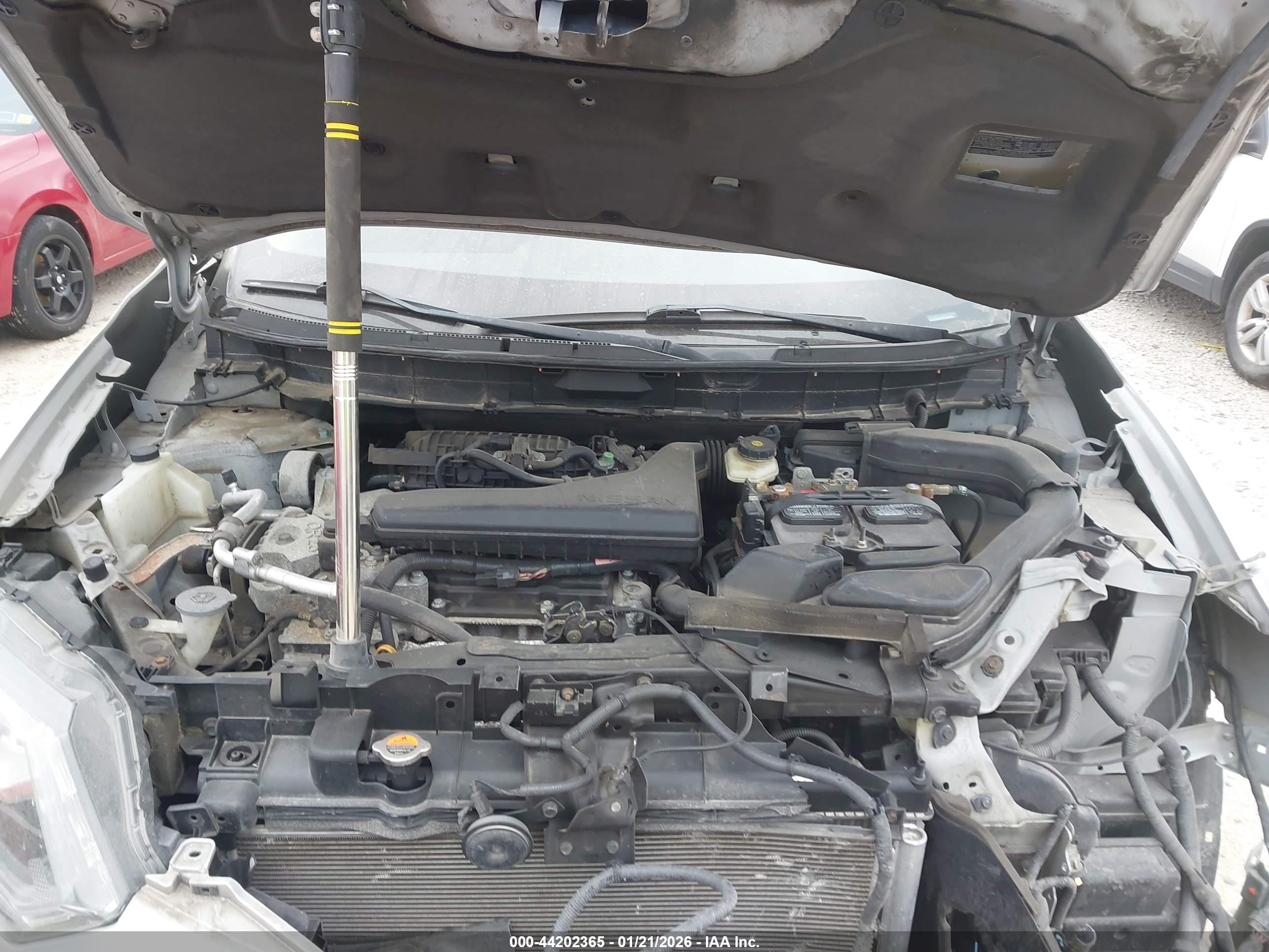 NISSAN ROGUE image 10