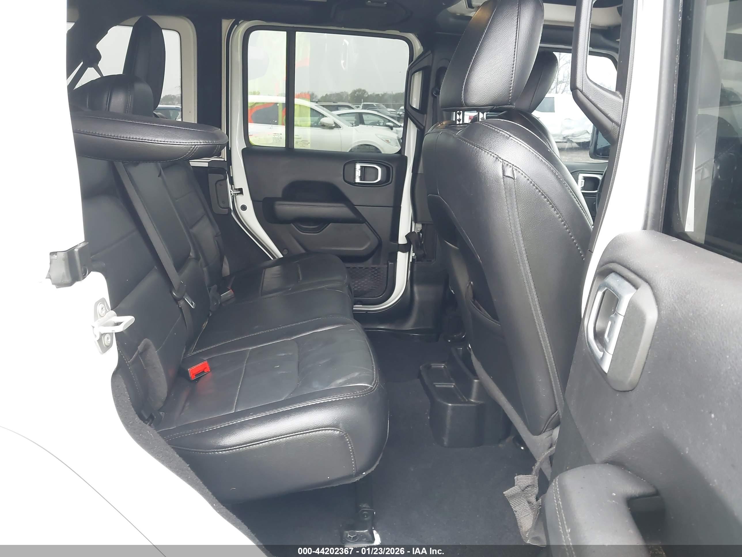 JEEP WRANGLER image 8
