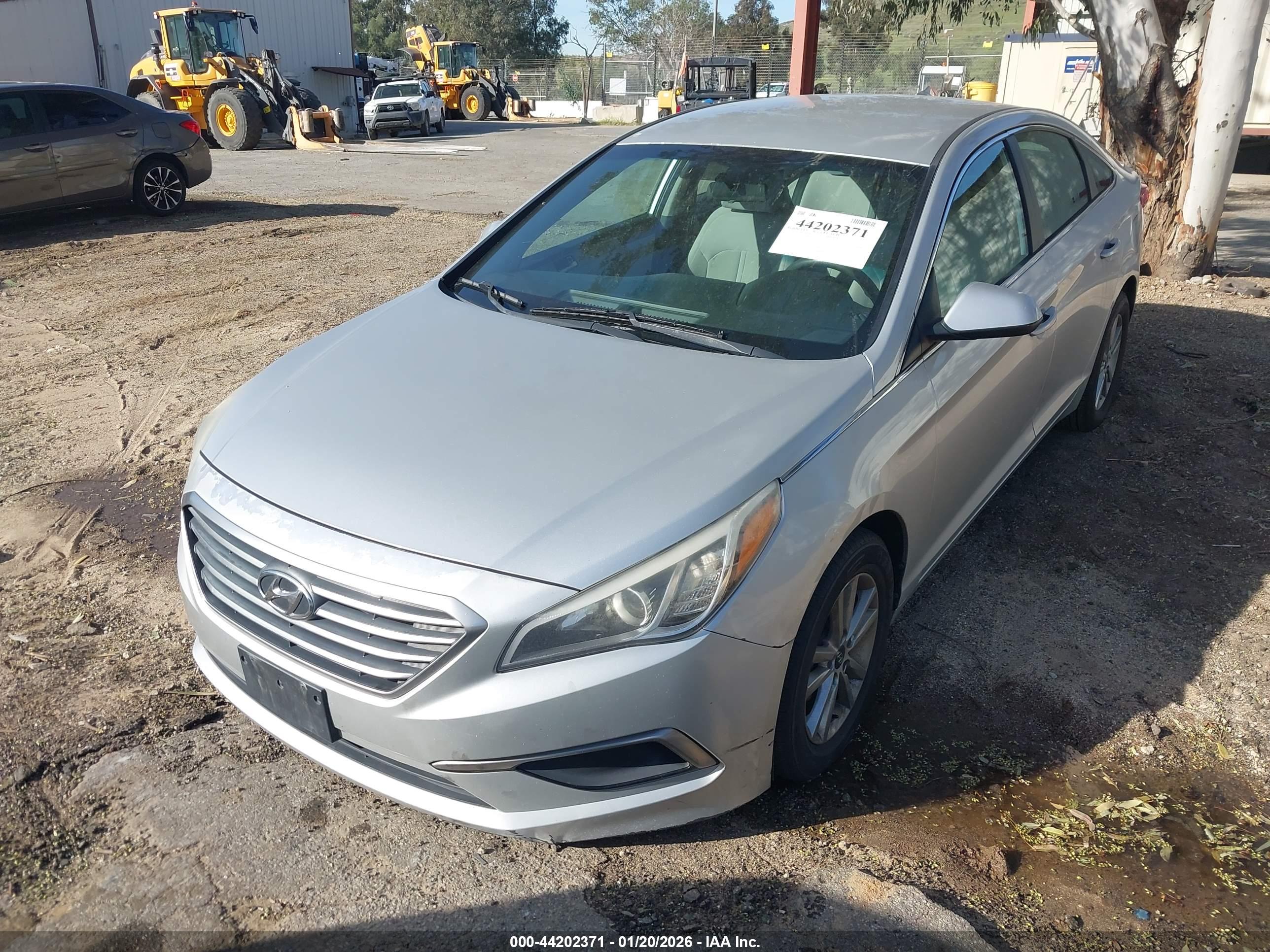 HYUNDAI SONATA image 2