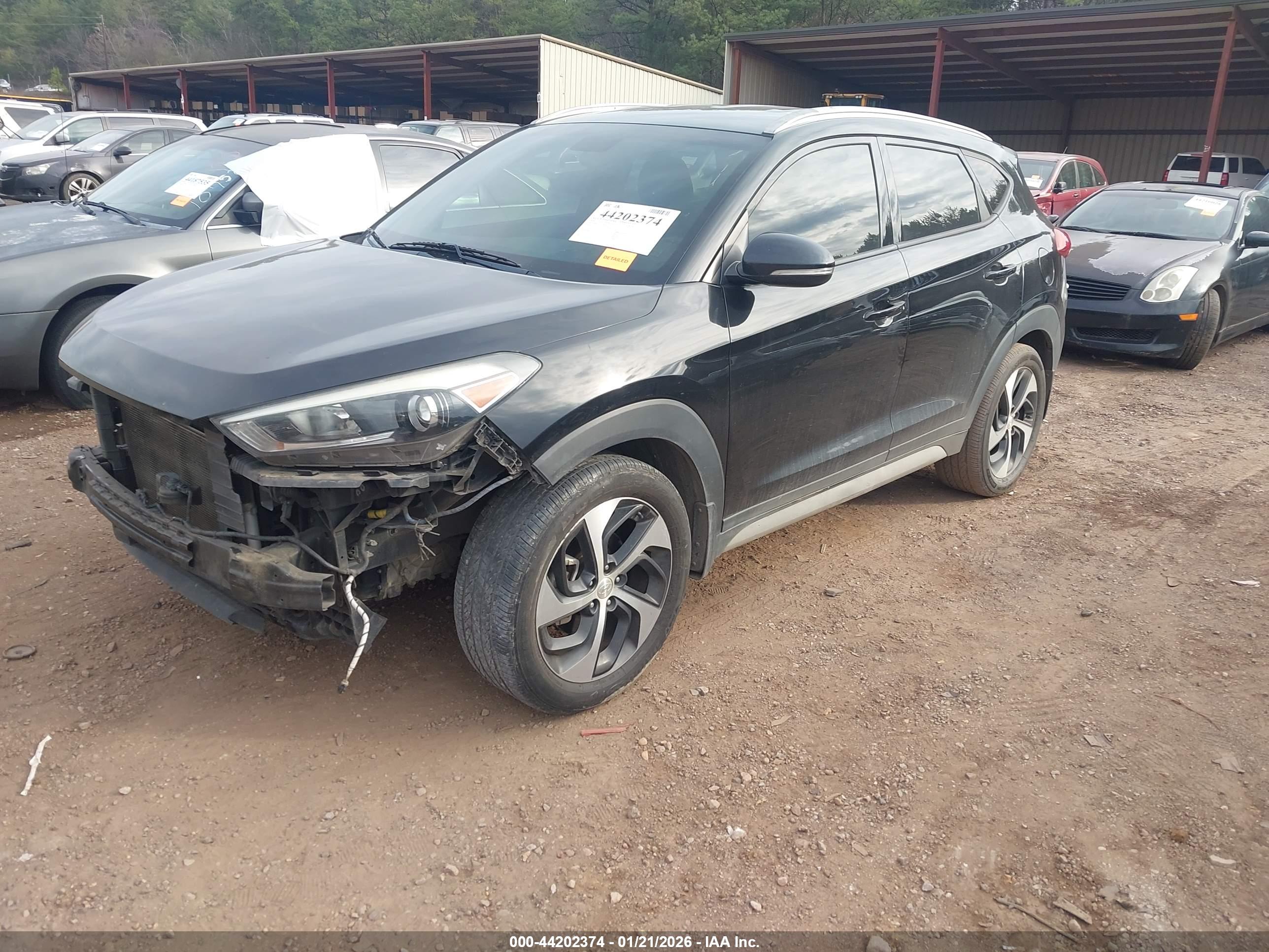HYUNDAI TUCSON image 2