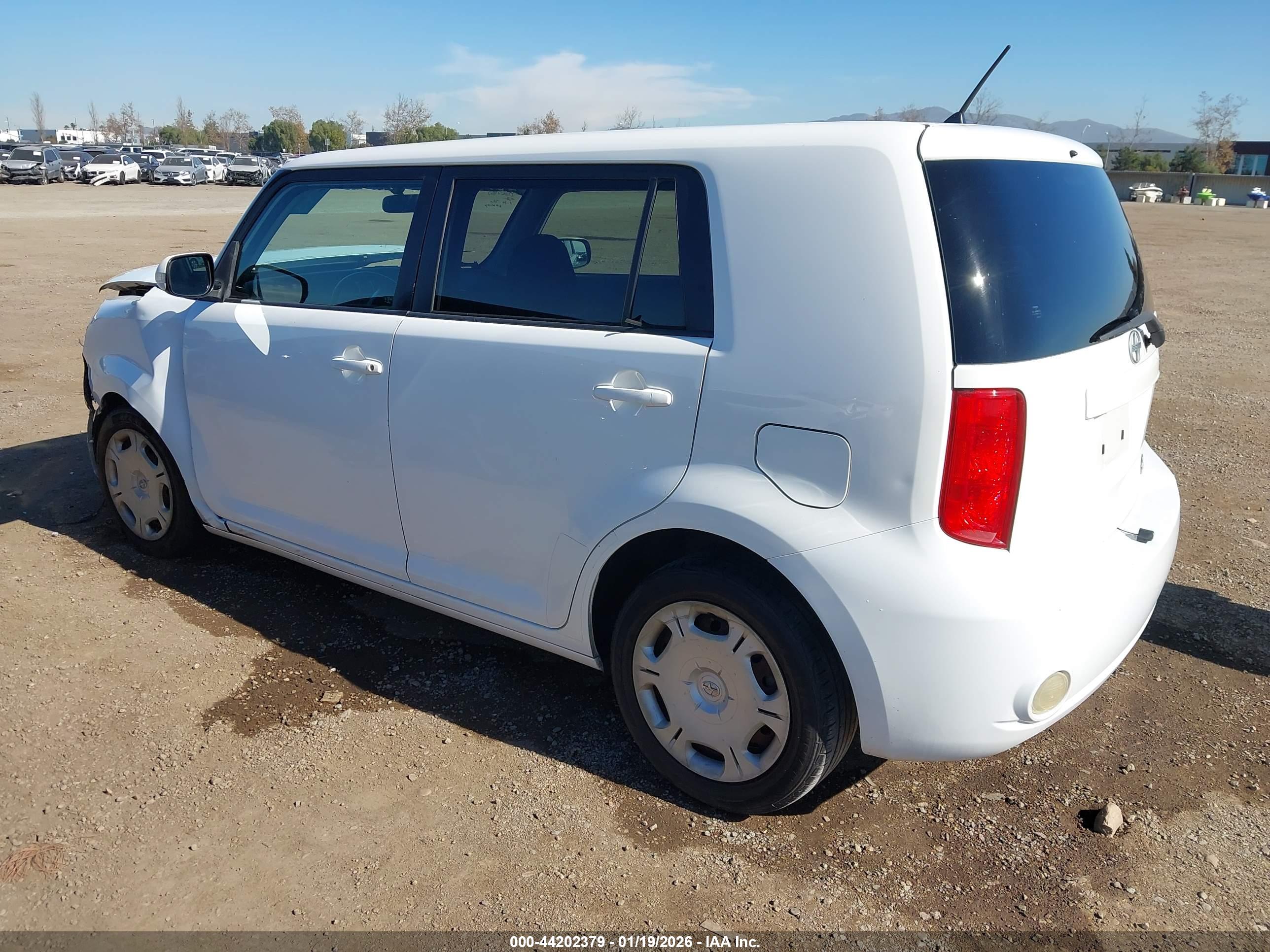 SCION XB image 3