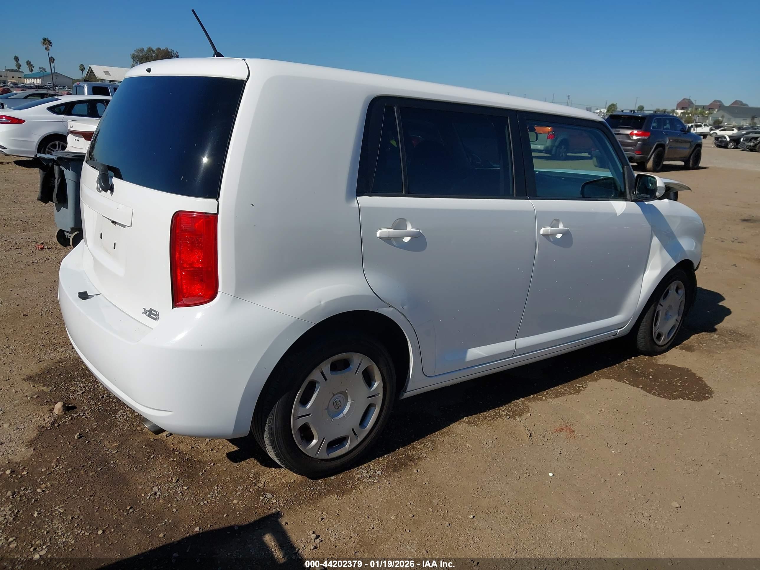 SCION XB image 4