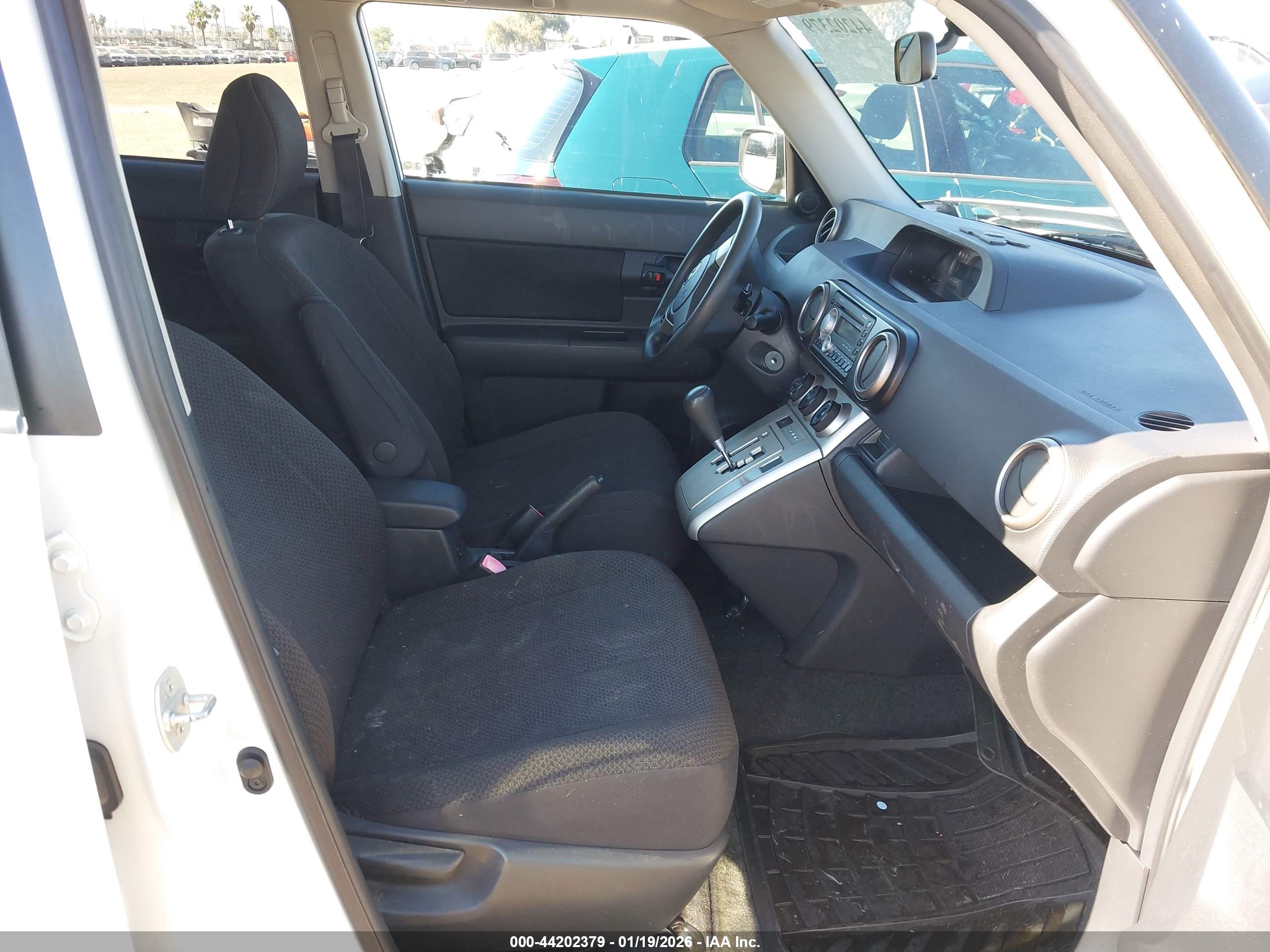 SCION XB image 5