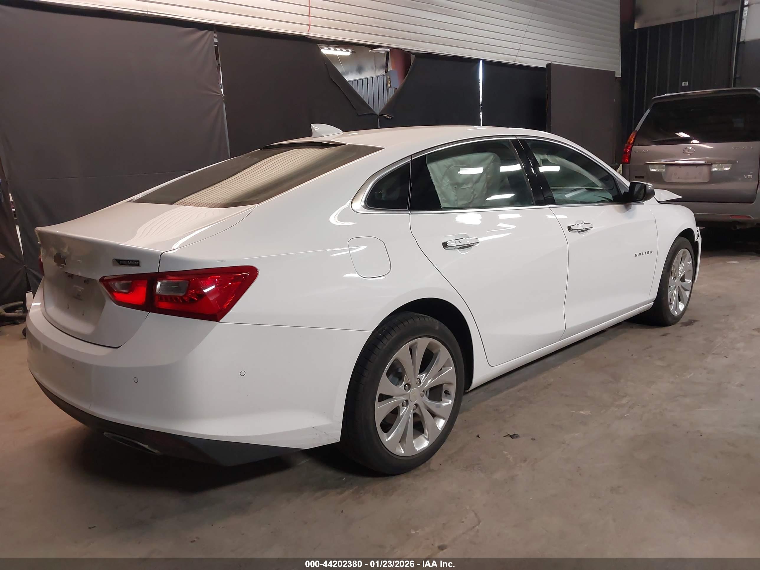 CHEVROLET MALIBU image 4