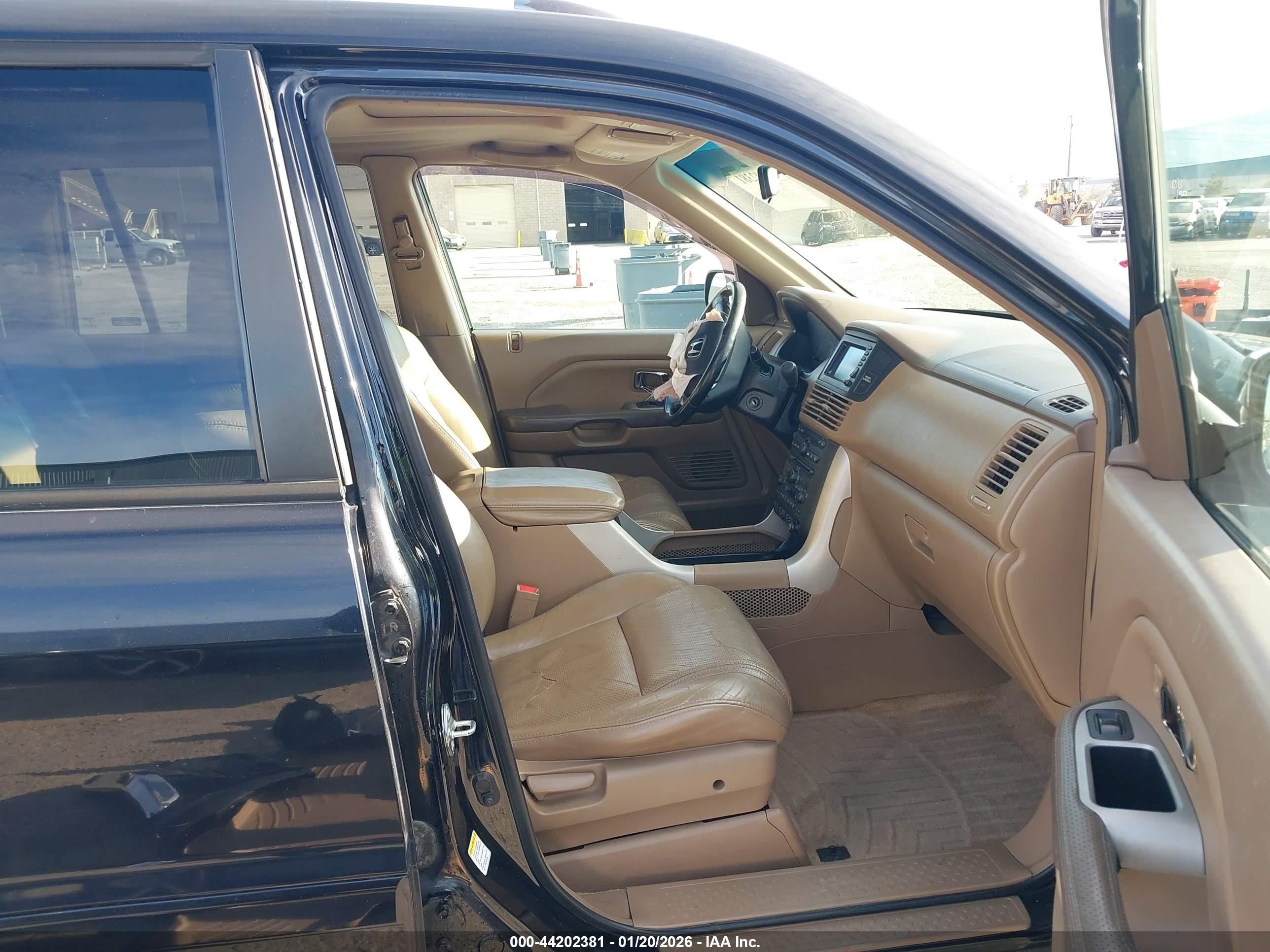HONDA PILOT image 5